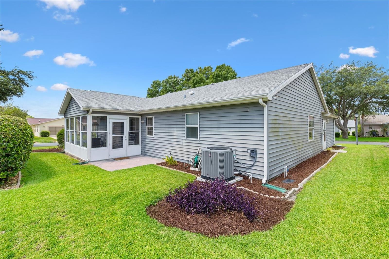 LADY LAKE ORANGE BLOSSOM GARDENS UNIT 17A - Residential