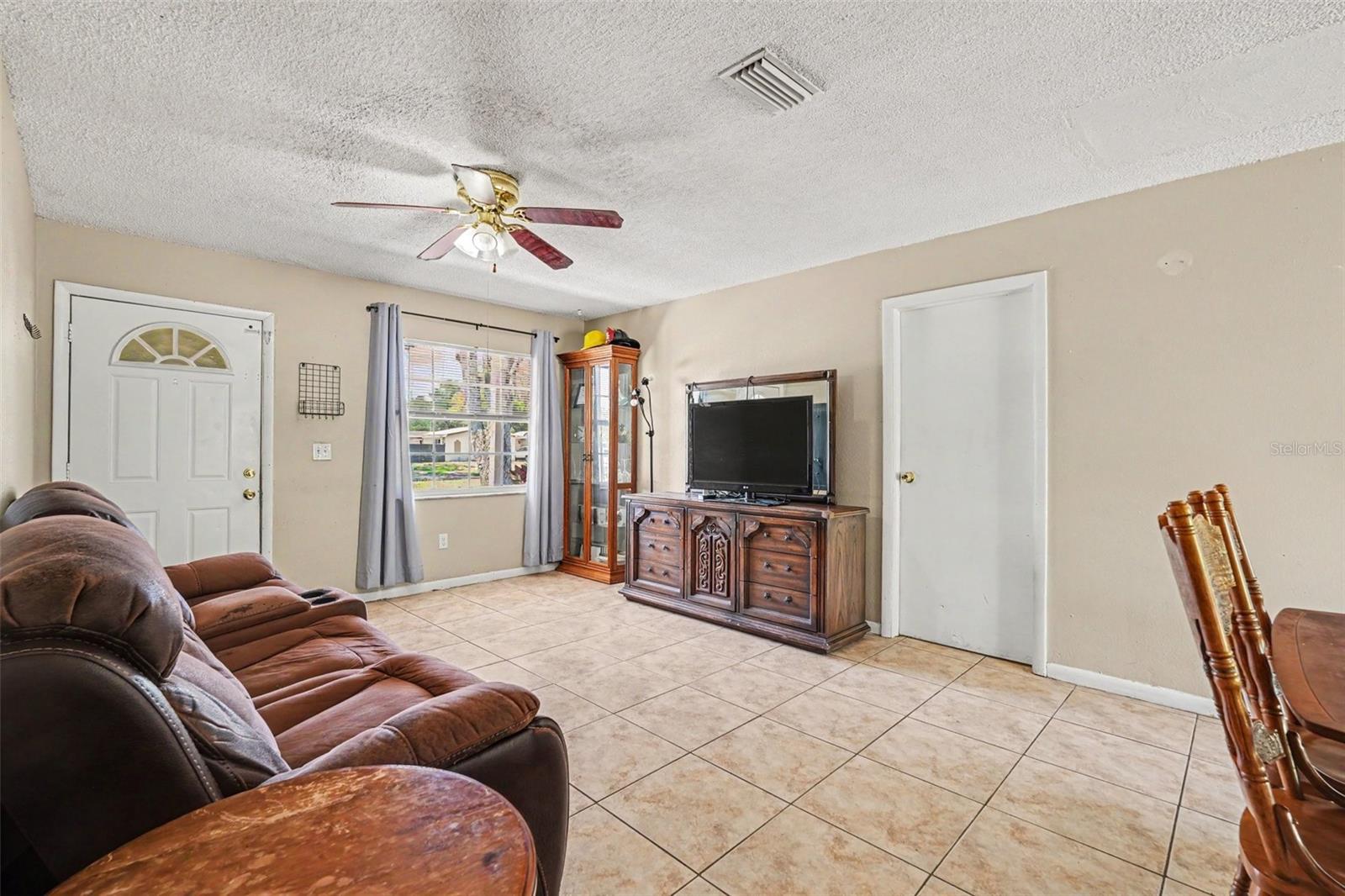 CLAIR MEL CITY UNIT 52 - Residential