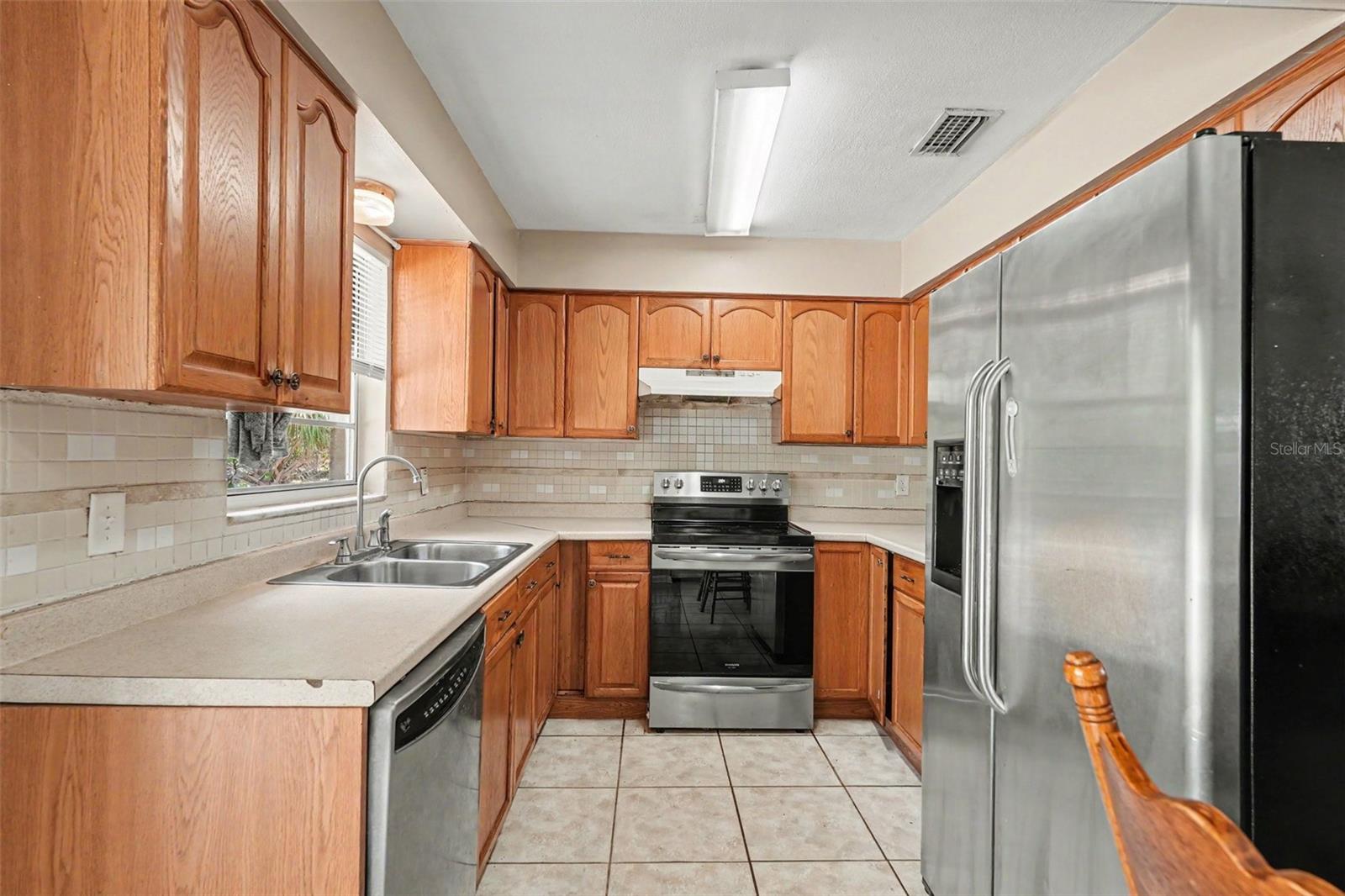 CLAIR MEL CITY UNIT 52 - Residential