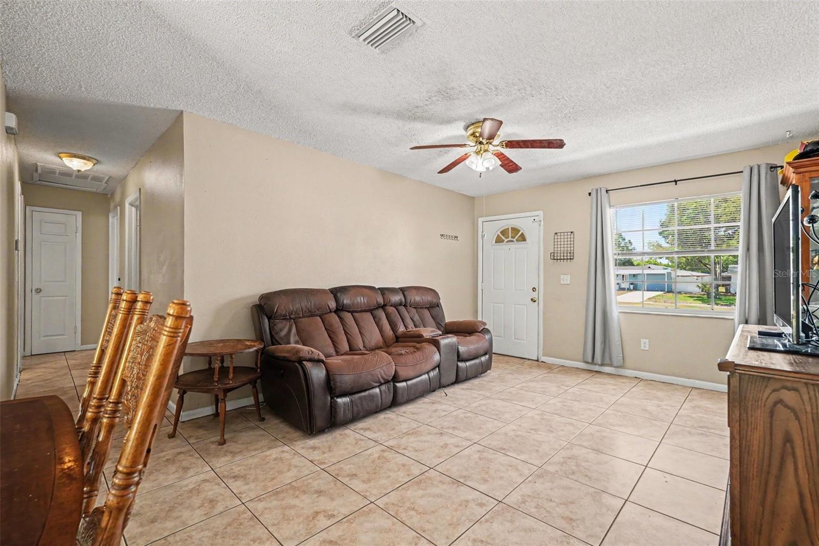 CLAIR MEL CITY UNIT 52 - Residential