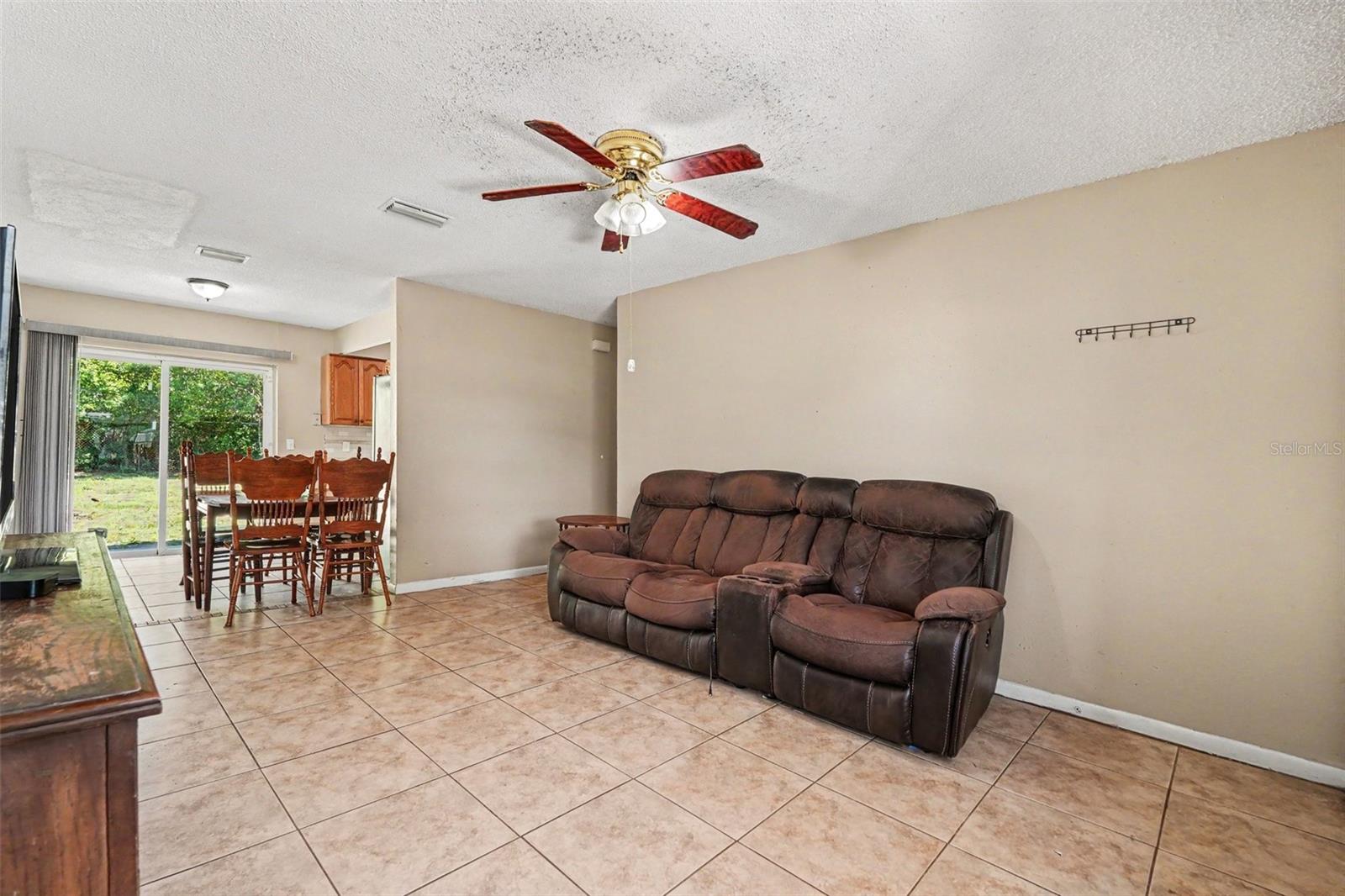CLAIR MEL CITY UNIT 52 - Residential