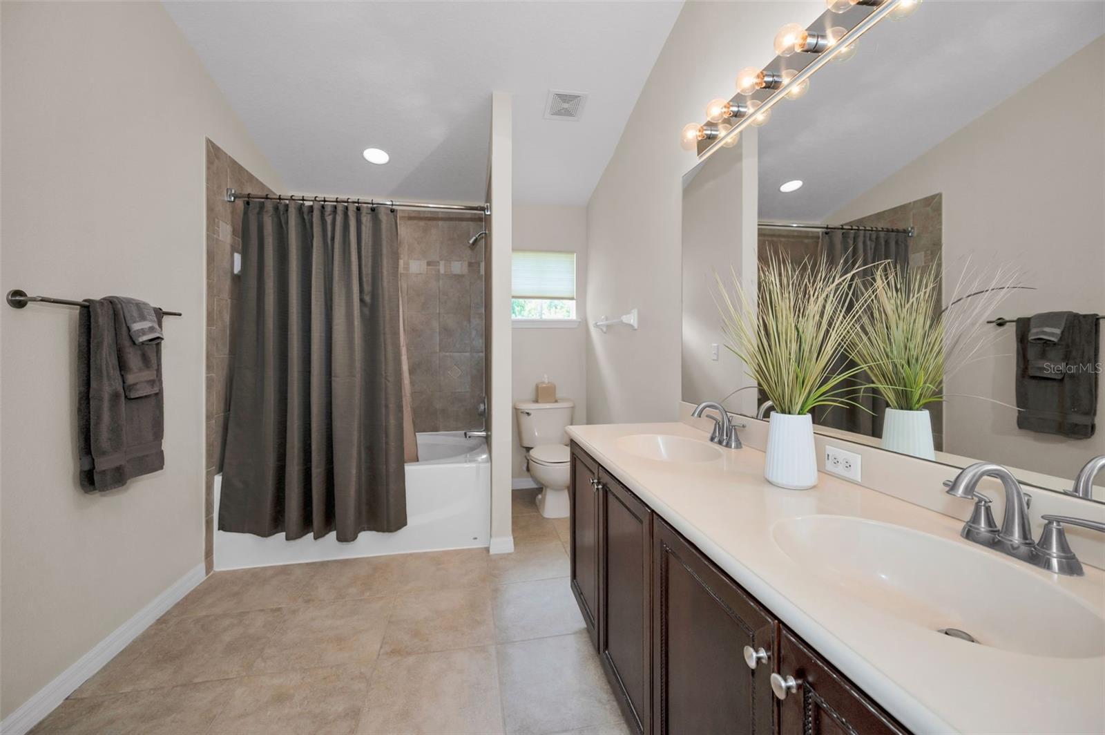 LITTLE CREEK - Residential
