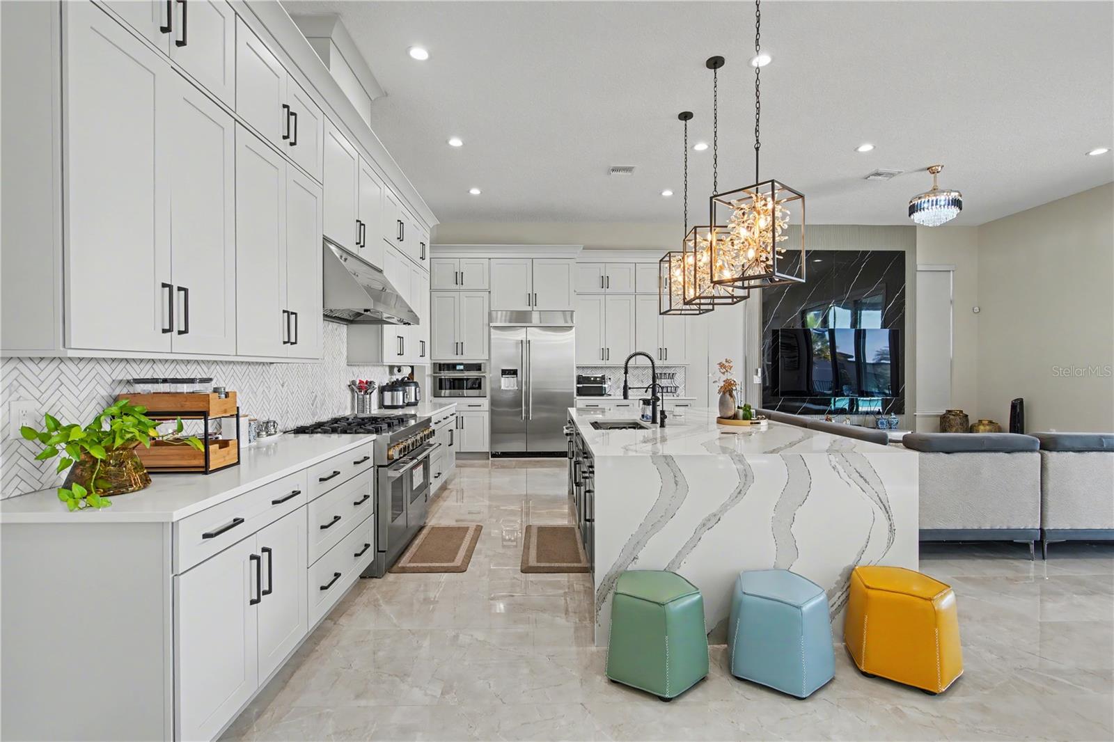 BELLA COLLINA EAST SUB - Residential