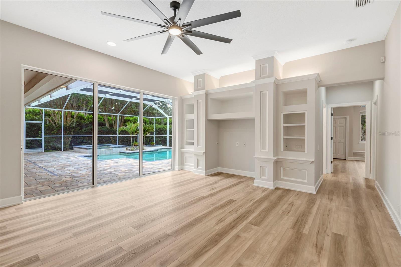 AUTUMN WOODS-UNIT II - Residential