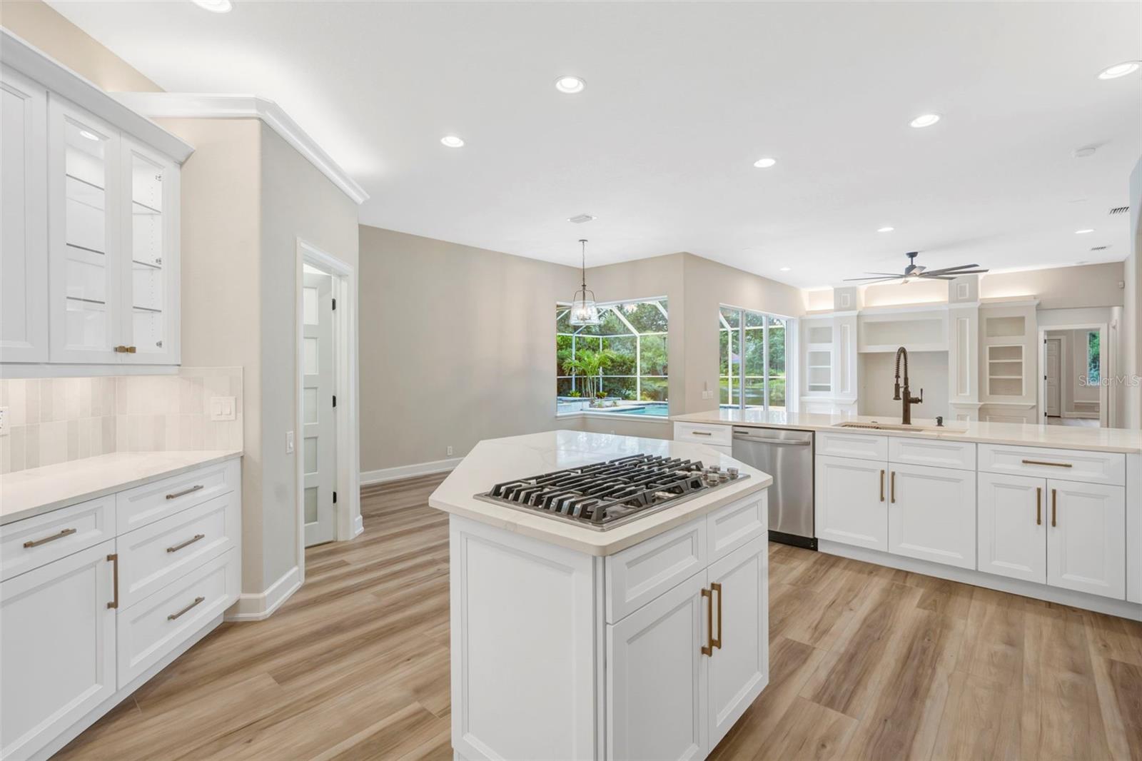 AUTUMN WOODS-UNIT II - Residential