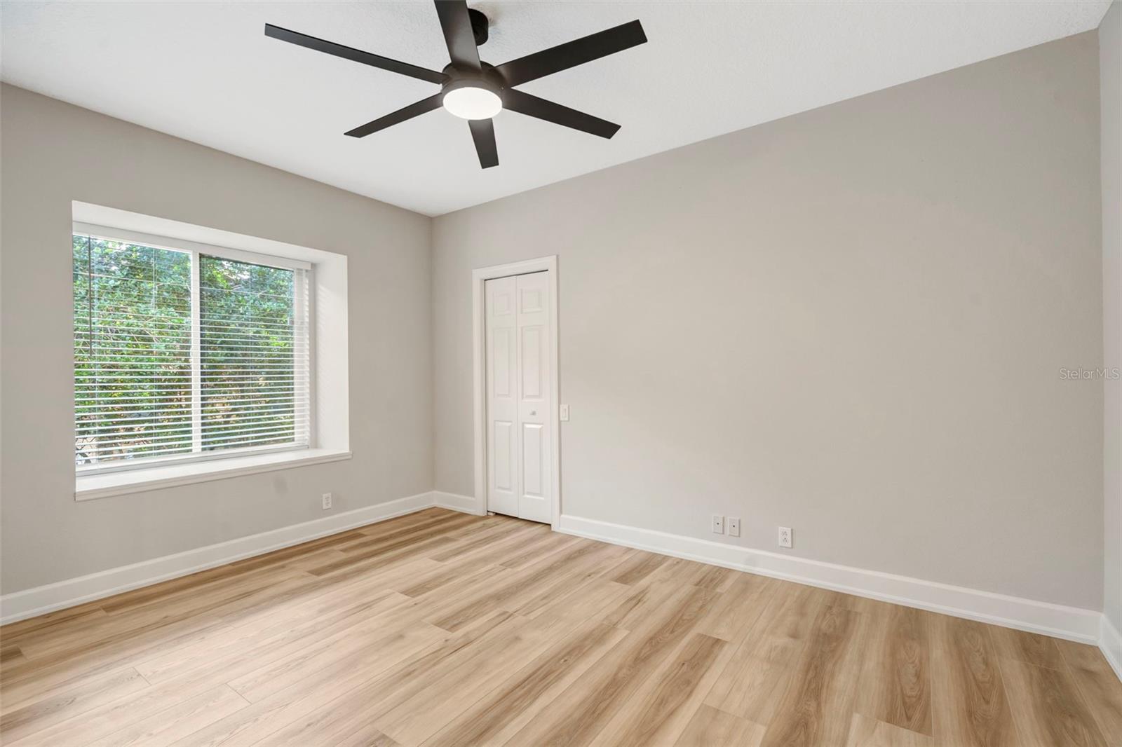 AUTUMN WOODS-UNIT II - Residential