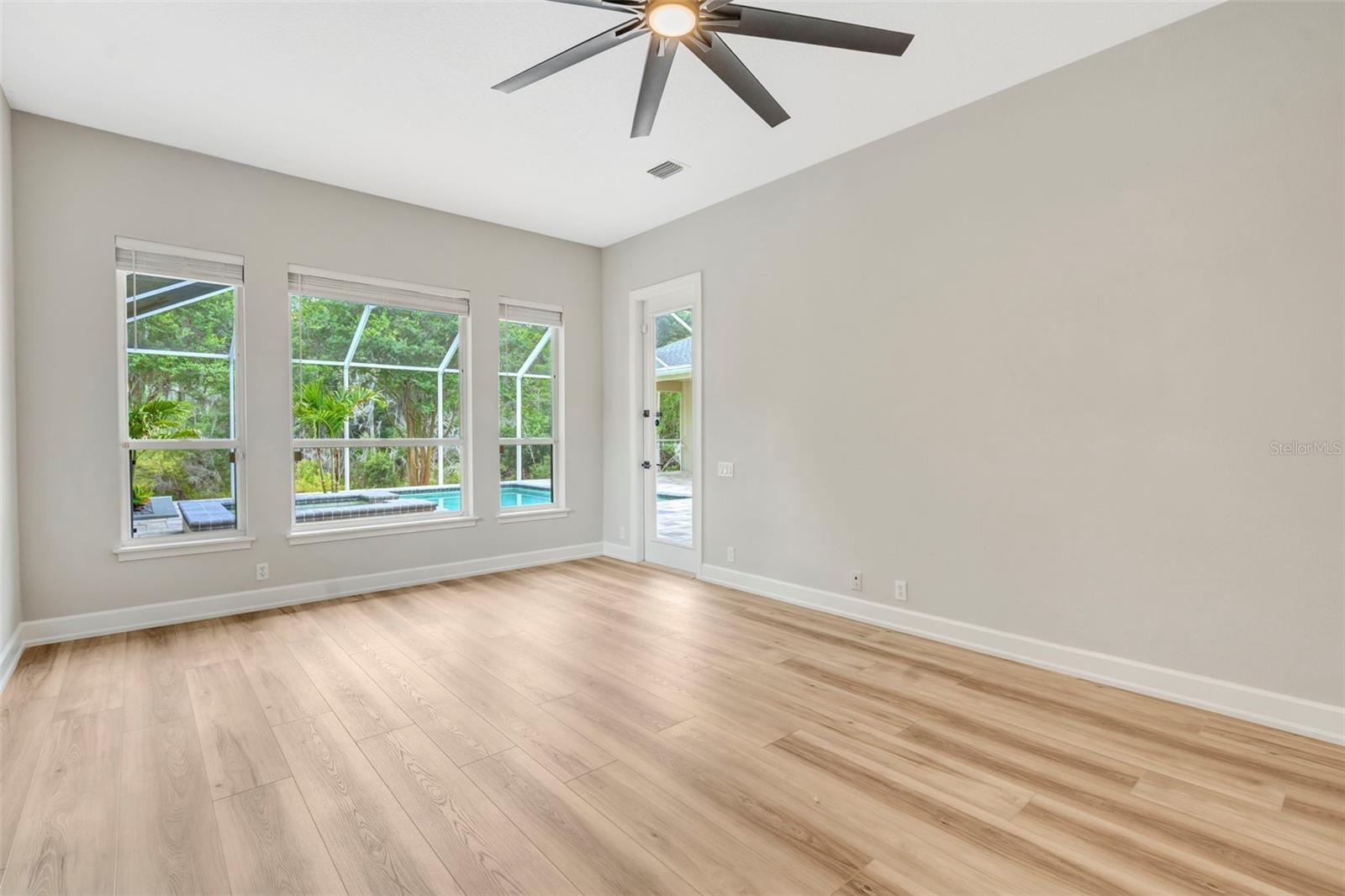 AUTUMN WOODS-UNIT II - Residential
