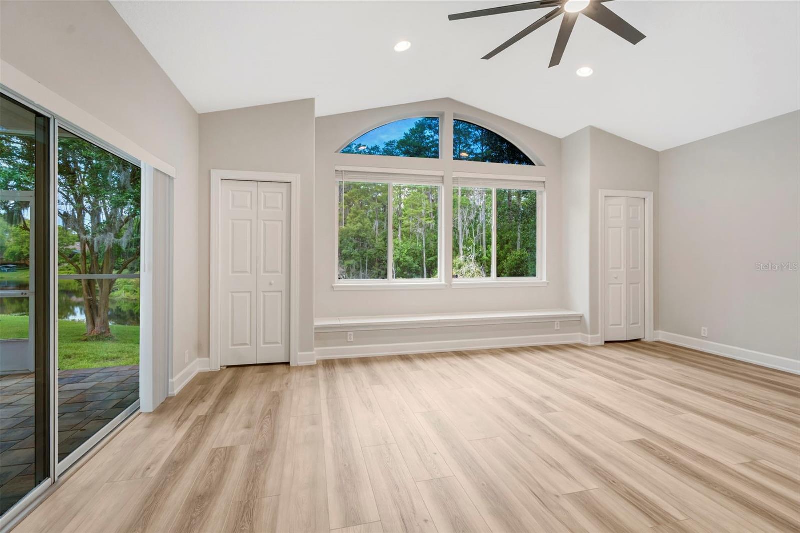 AUTUMN WOODS-UNIT II - Residential