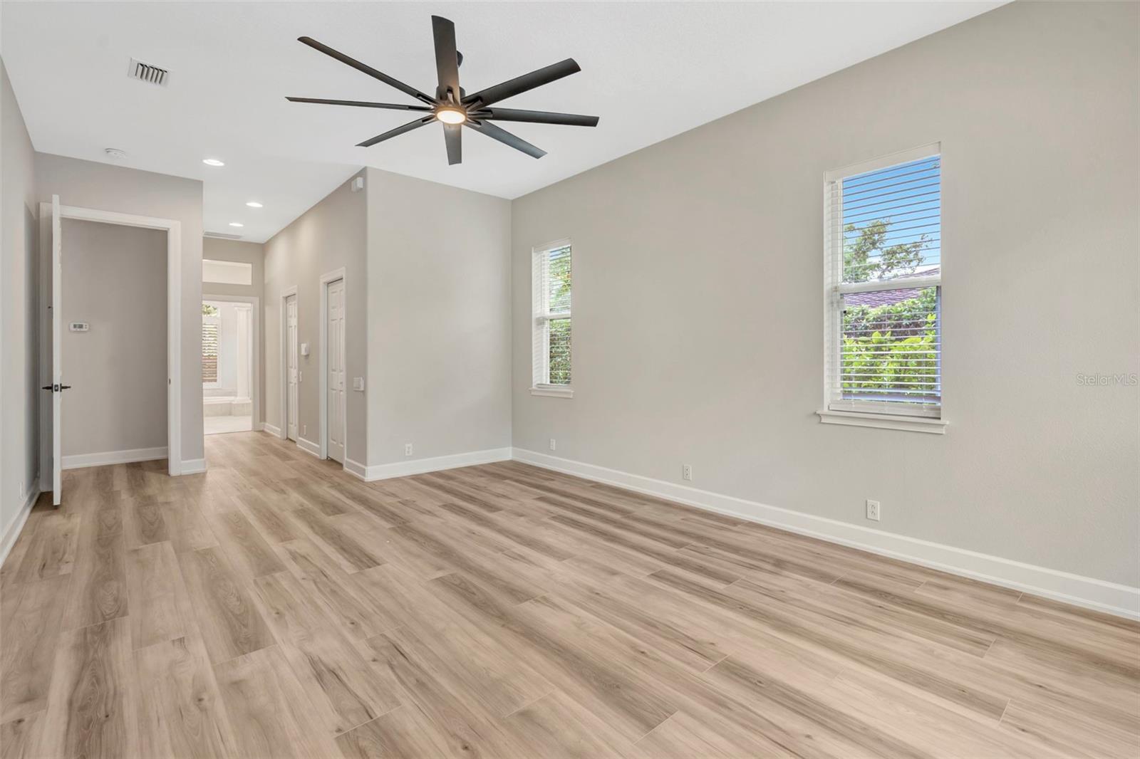 AUTUMN WOODS-UNIT II - Residential