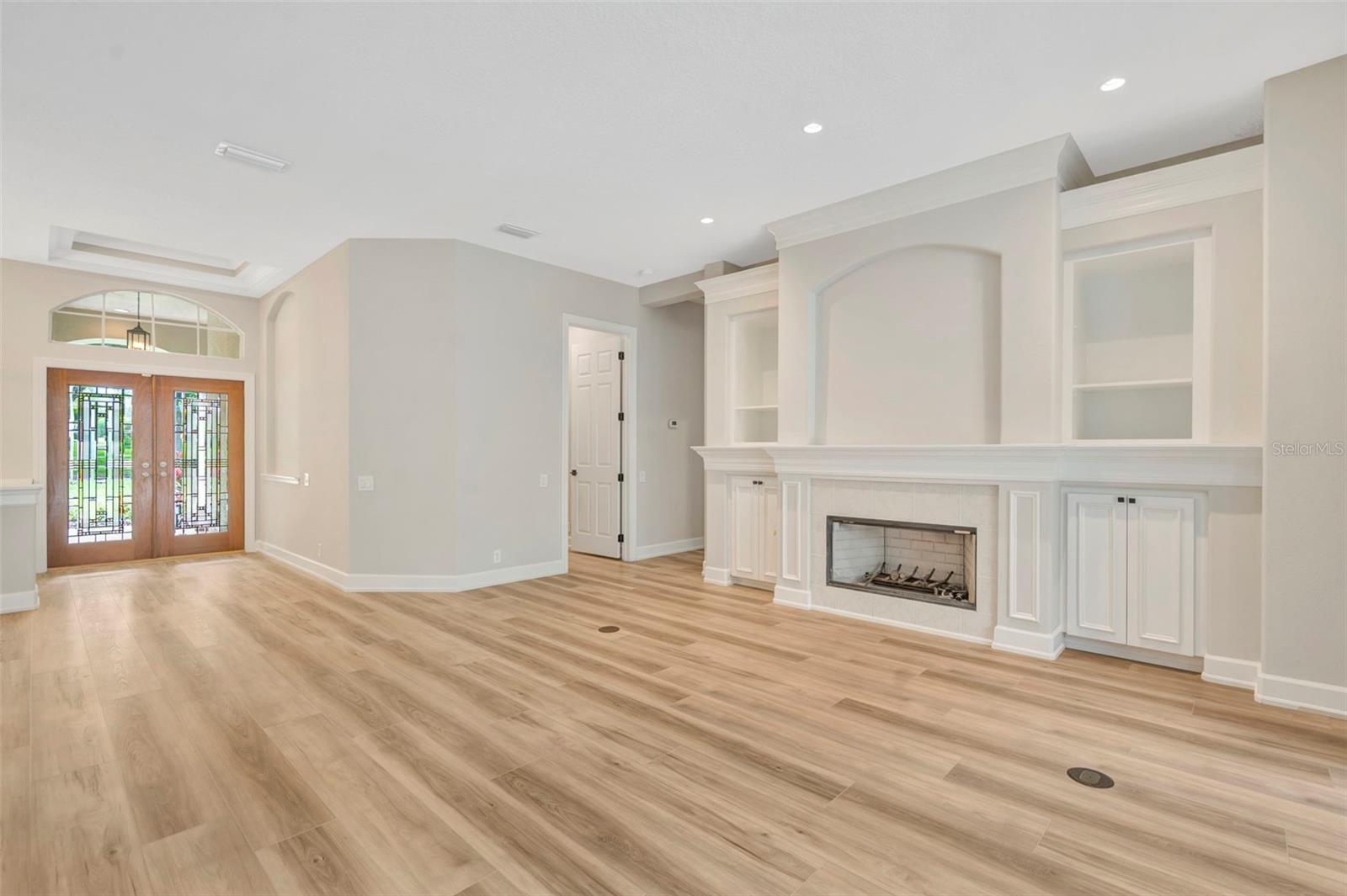 AUTUMN WOODS-UNIT II - Residential