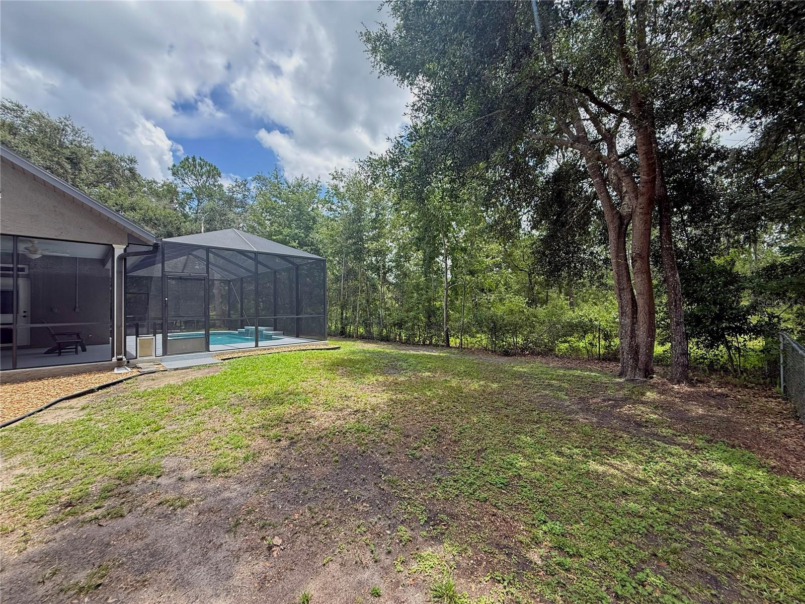 KINGSLAND COUNTRY ESTATE FOREST GLENN - Residential