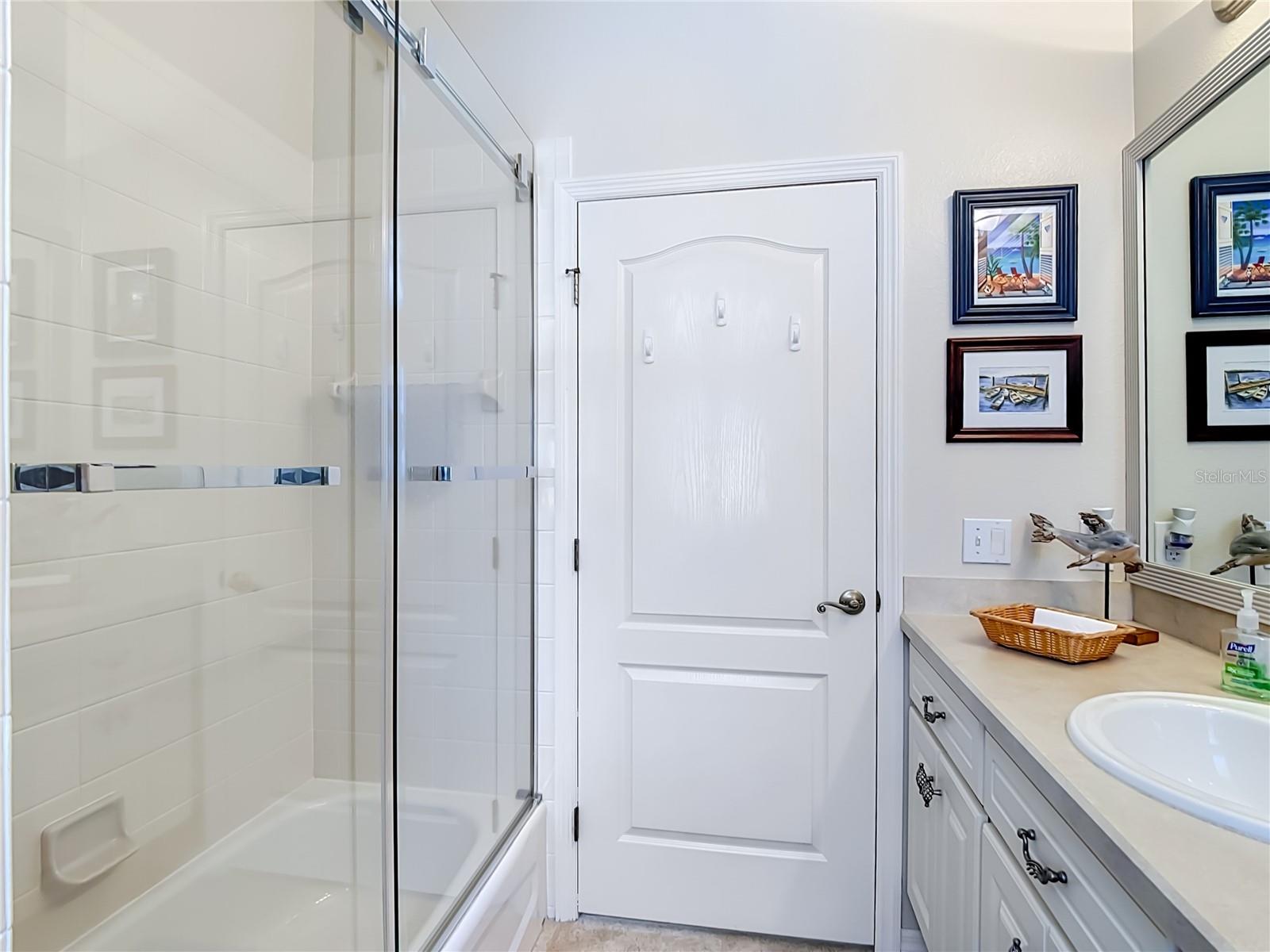 GRANDVIEW LANDINGS - Residential