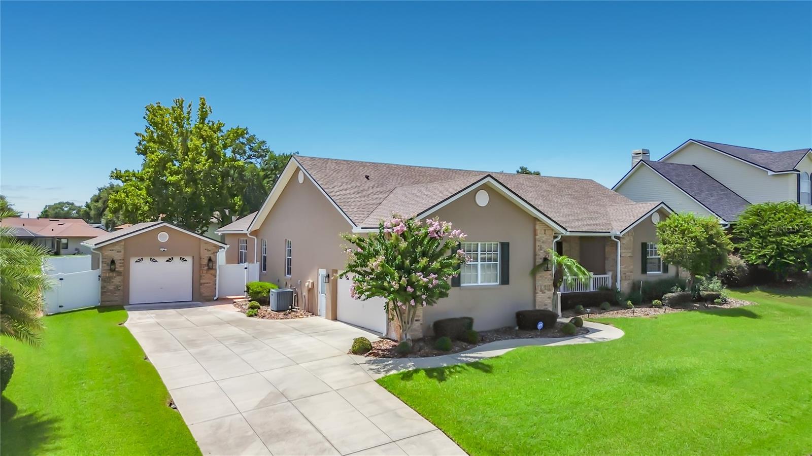 GRANDVIEW LANDINGS - Residential