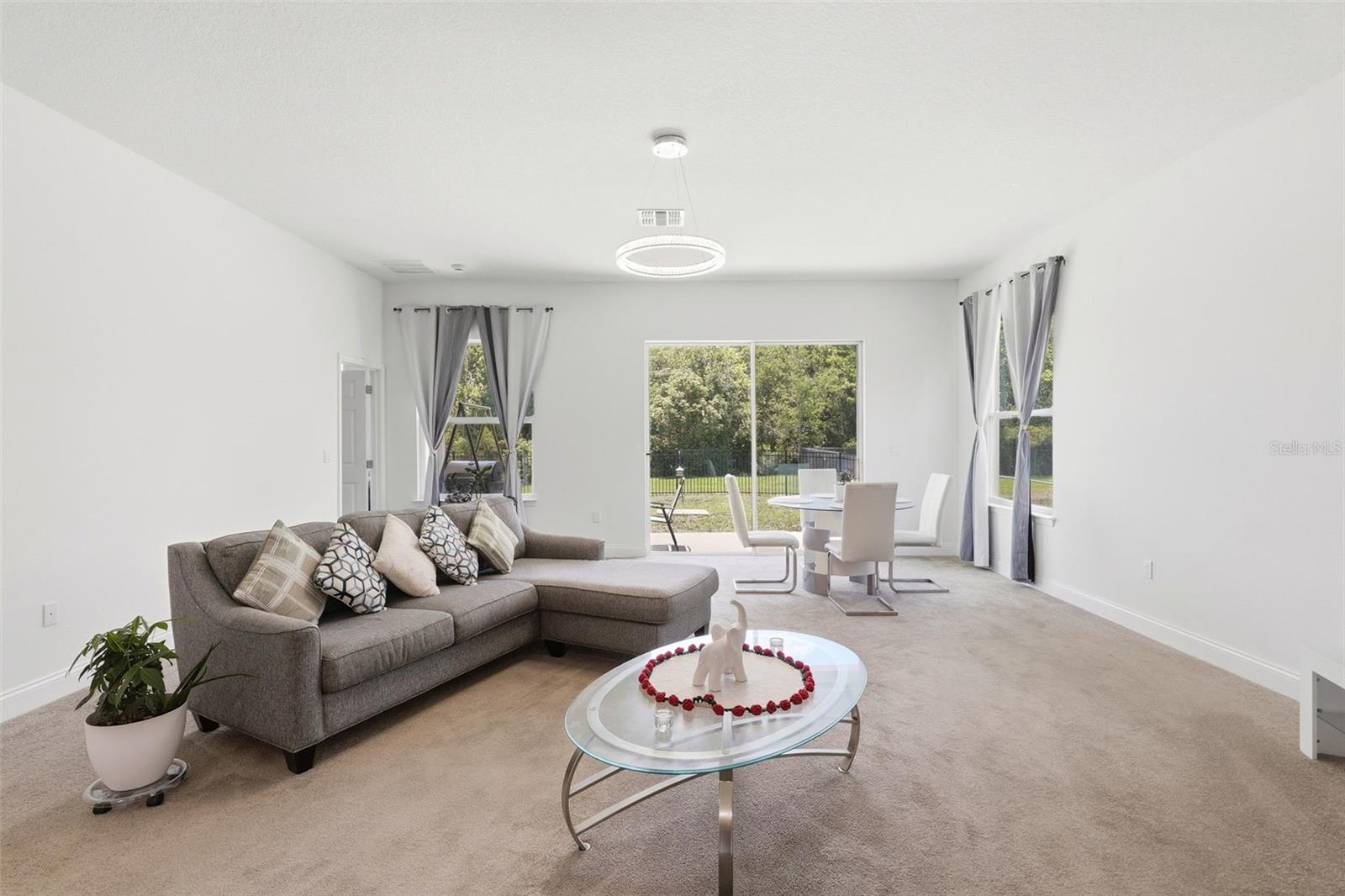 BLUE DIAMOND - Residential