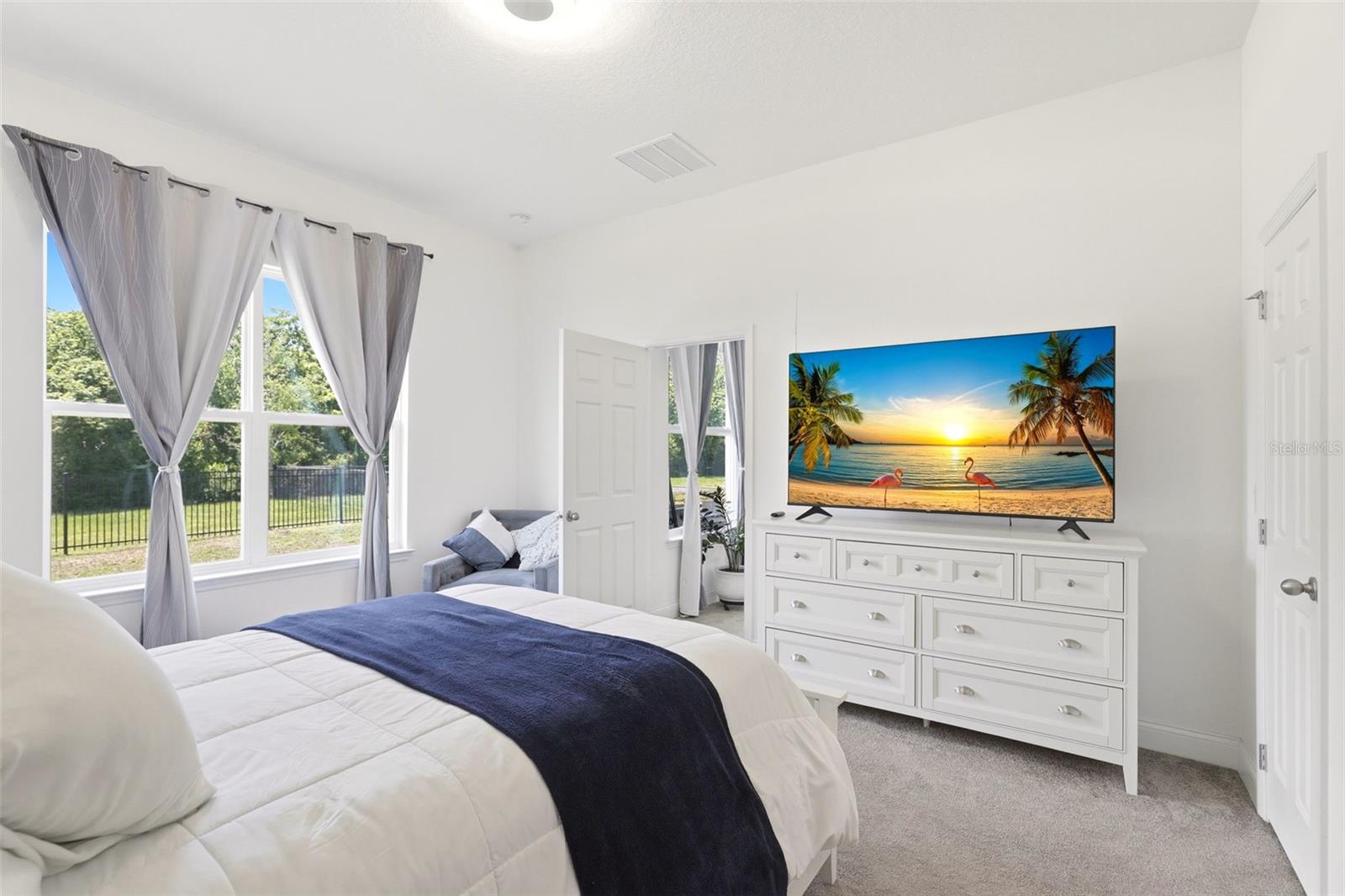 BLUE DIAMOND - Residential