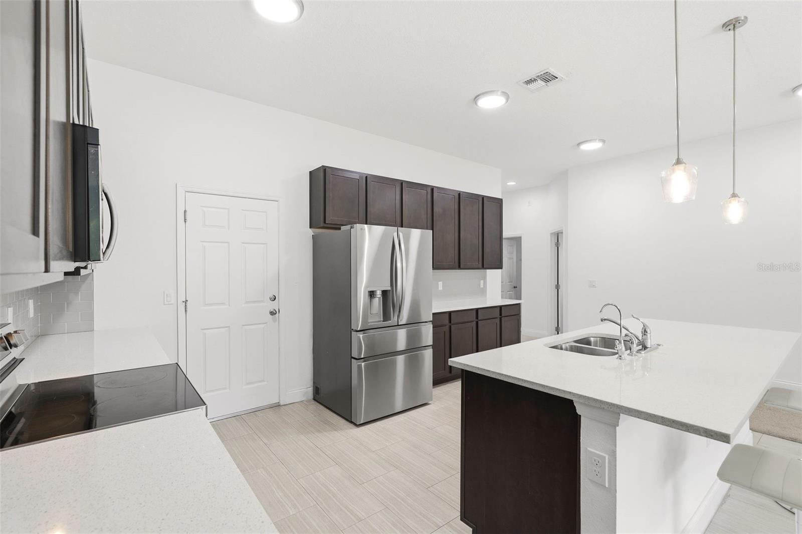 BLUE DIAMOND - Residential