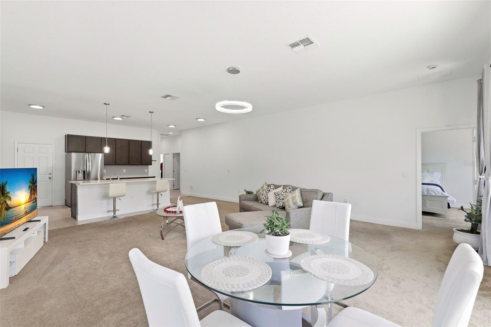 BLUE DIAMOND - Residential