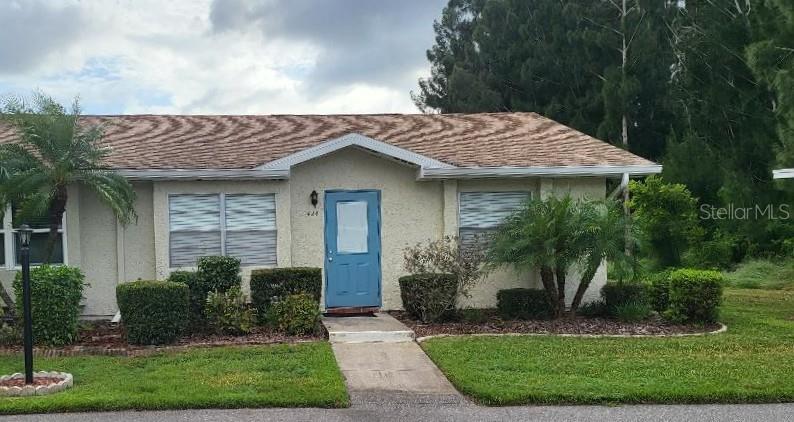 THE KNOLLS, KNOLLS - Residential