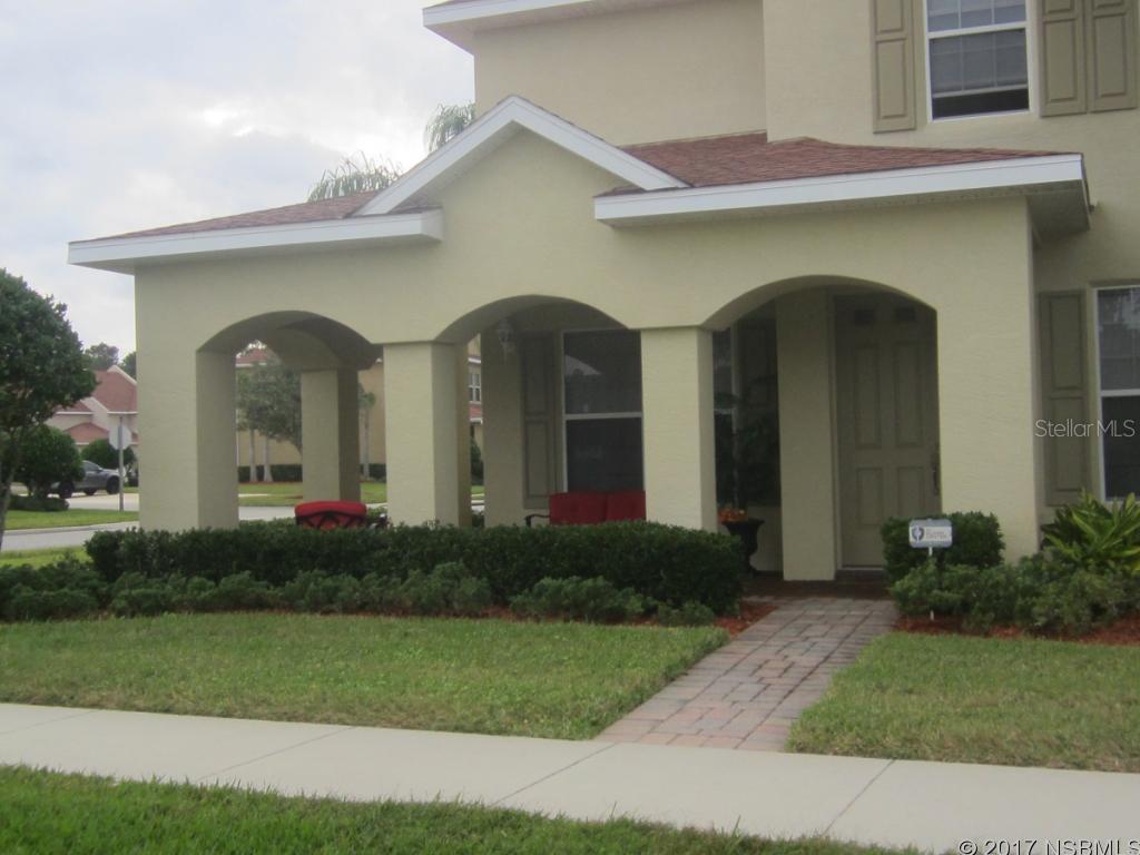 Cambridge Model, end unit, with nice view of the lake from the front porch. 2 in suite bedrooms up and living , dining room and family room down. 2 car garage and interior laundry. Venetian By Master HOA is $800/year.  All measurements are thought to be accurate bu should be verified by buyer. ;Water: City
