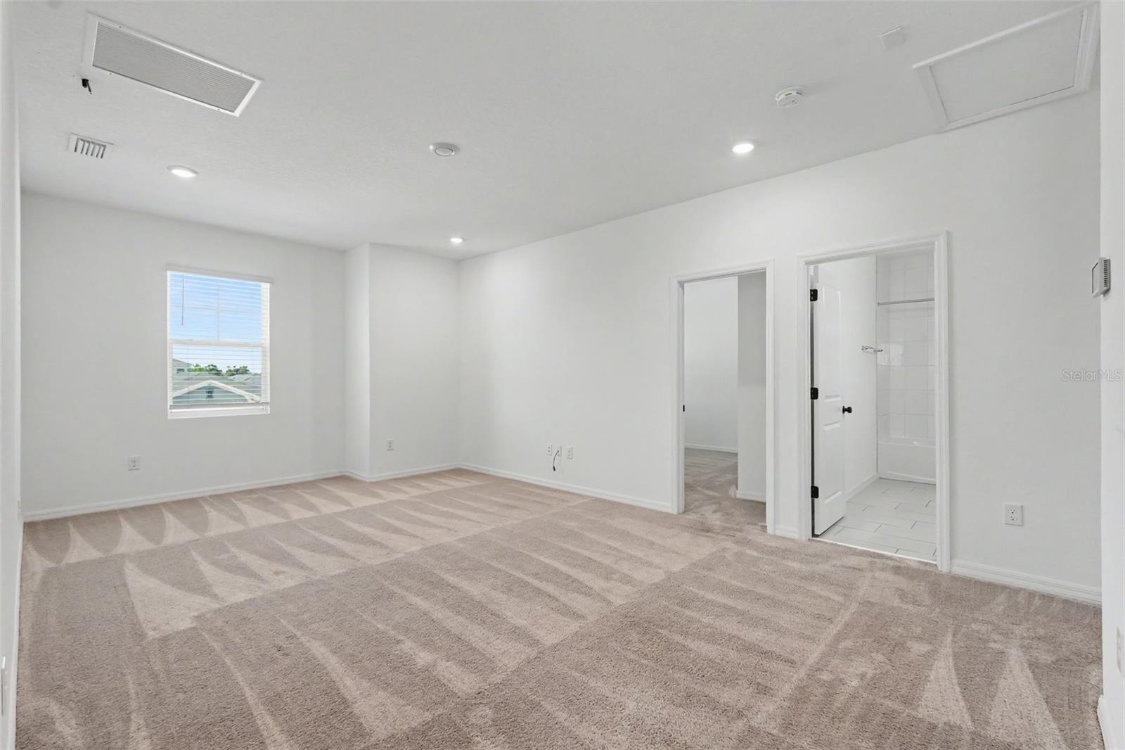 SOUTH FORK S & TR T - Residential