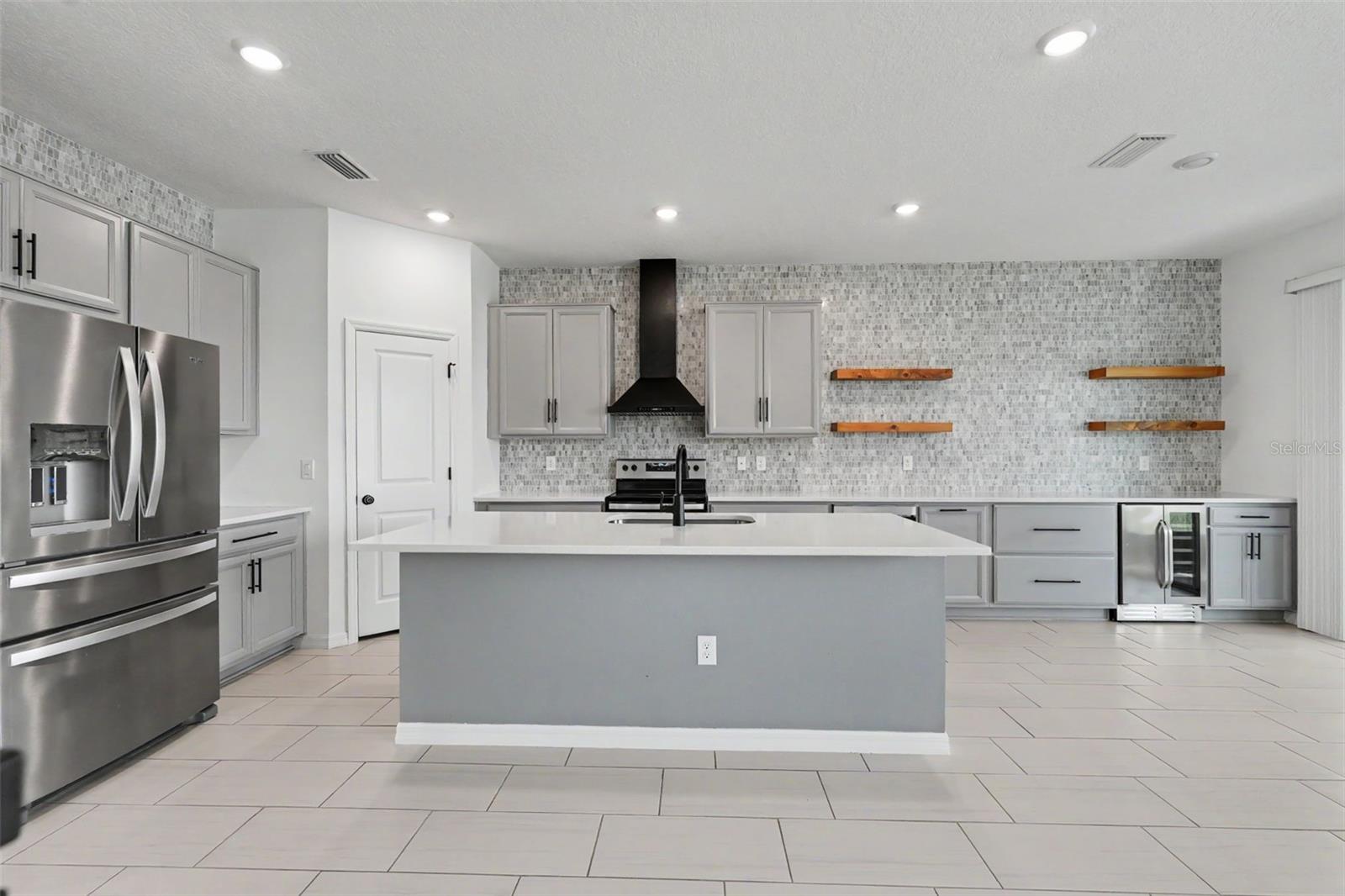 SOUTH FORK S & TR T - Residential