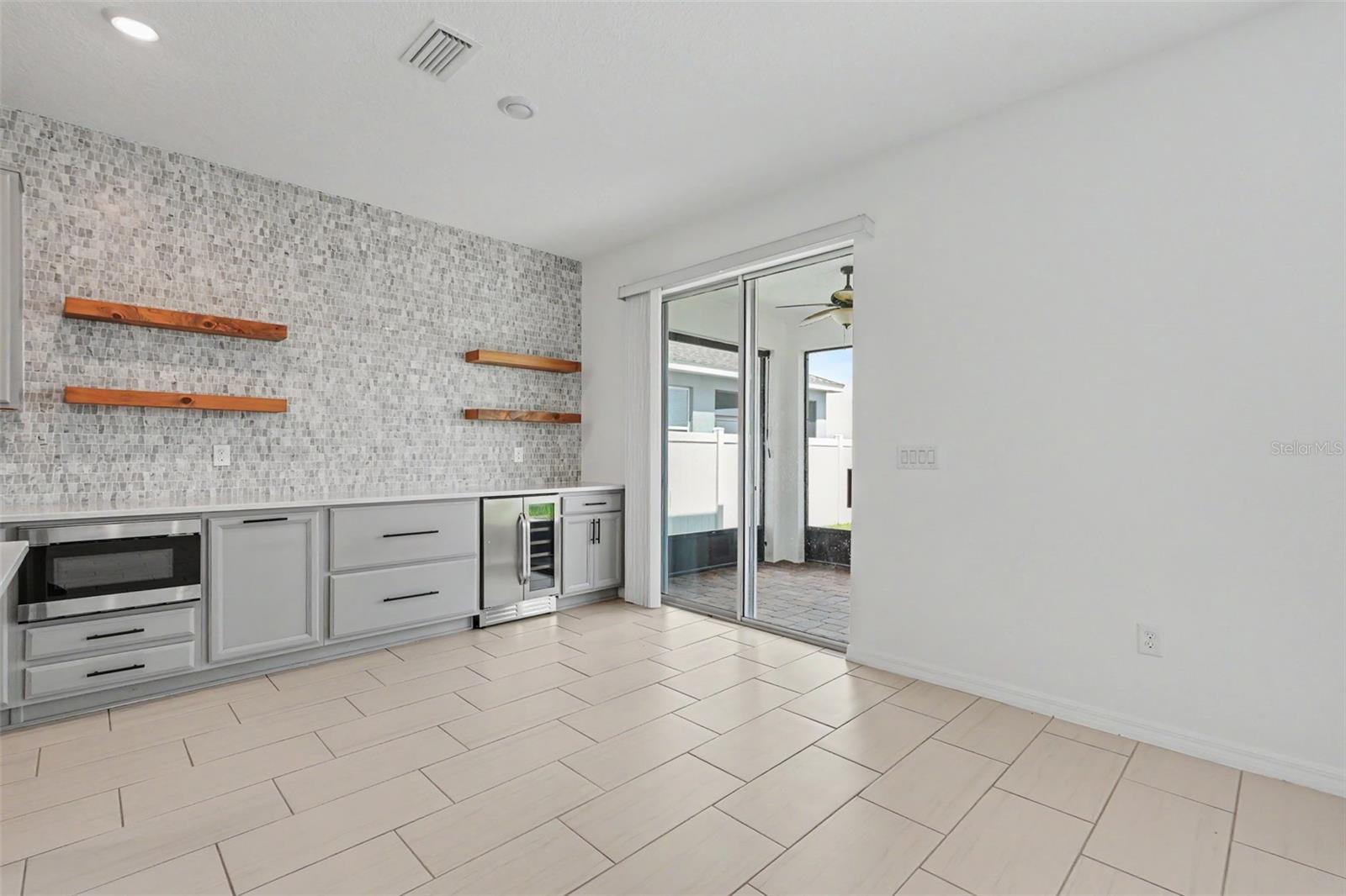 SOUTH FORK S & TR T - Residential