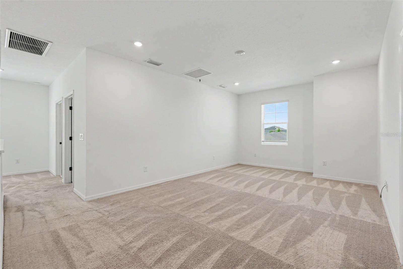 SOUTH FORK S & TR T - Residential