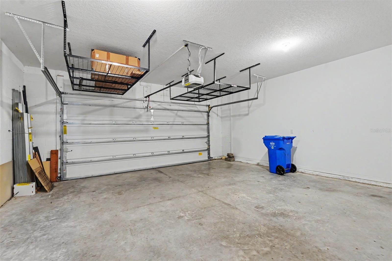 SOUTH FORK S & TR T - Residential