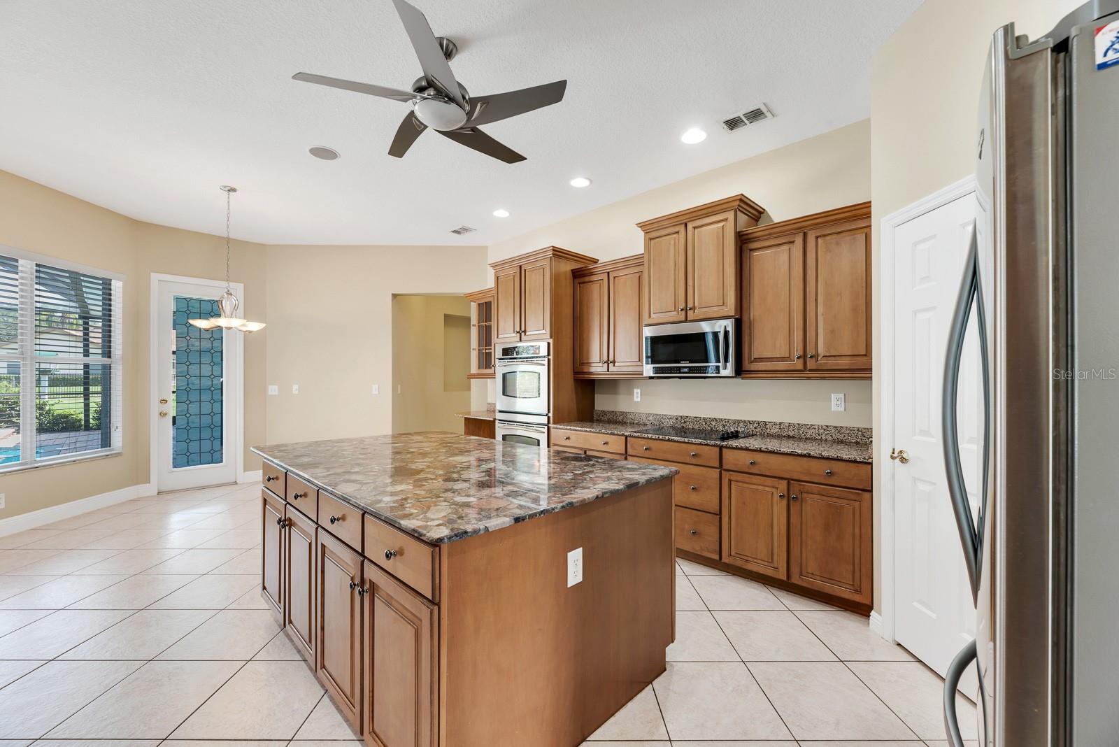 FISH HAWK TRAILS UNIT 3 - Residential Lease