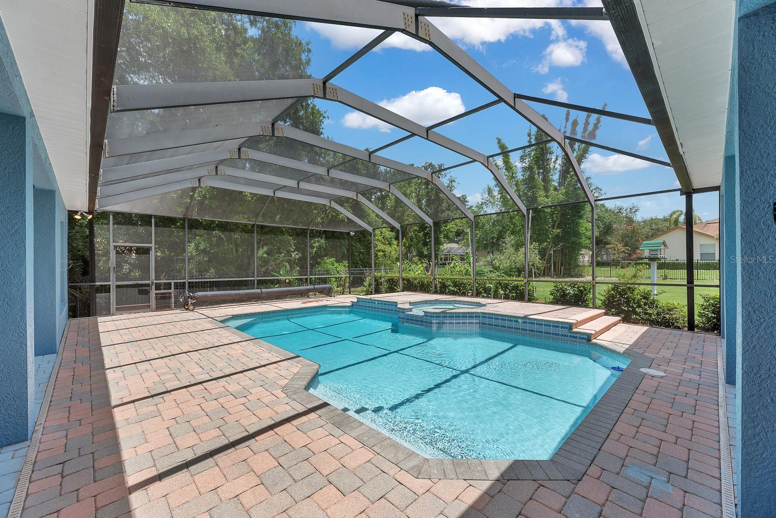 FISH HAWK TRAILS UNIT 3 - Residential Lease