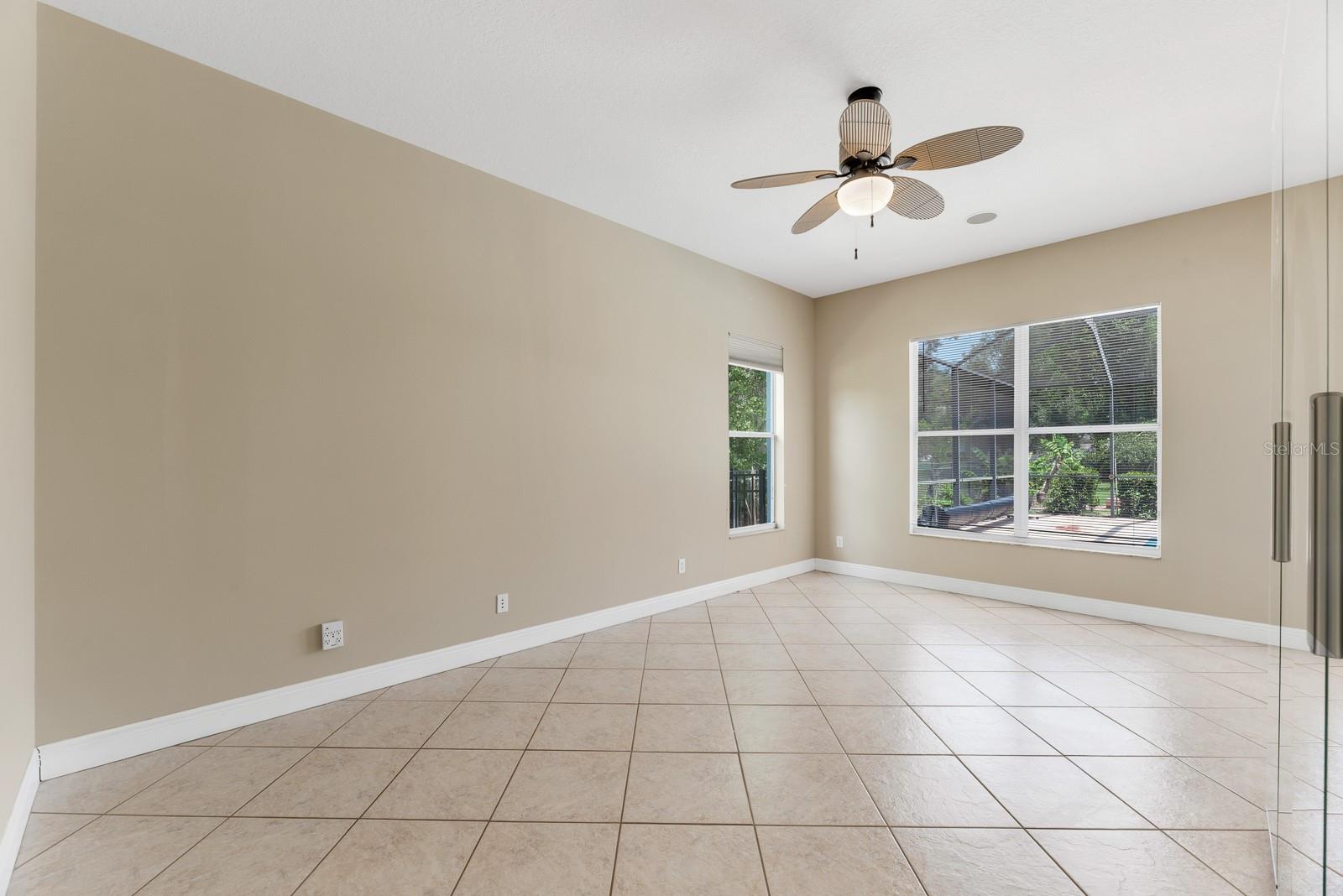 FISH HAWK TRAILS UNIT 3 - Residential Lease