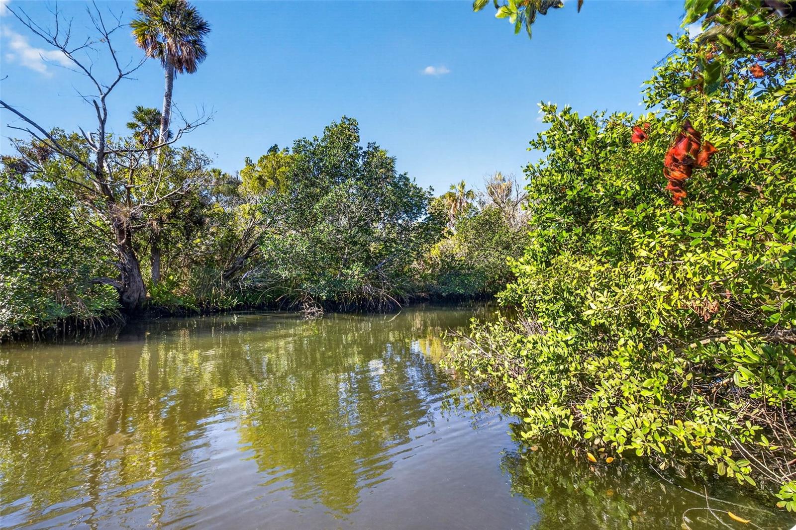 WEST PORT SUB - Land