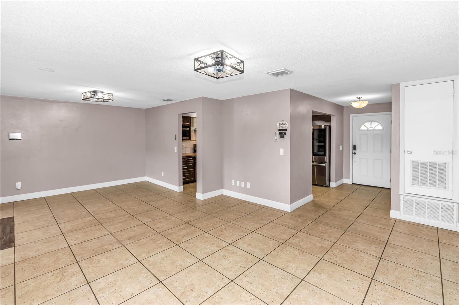 IMPERIAL ESTATES - Residential