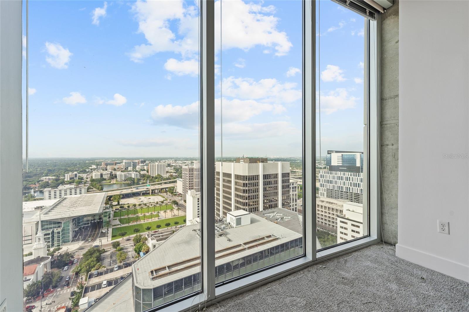 SOLAIRE/PLAZA CONDO - Residential Lease
