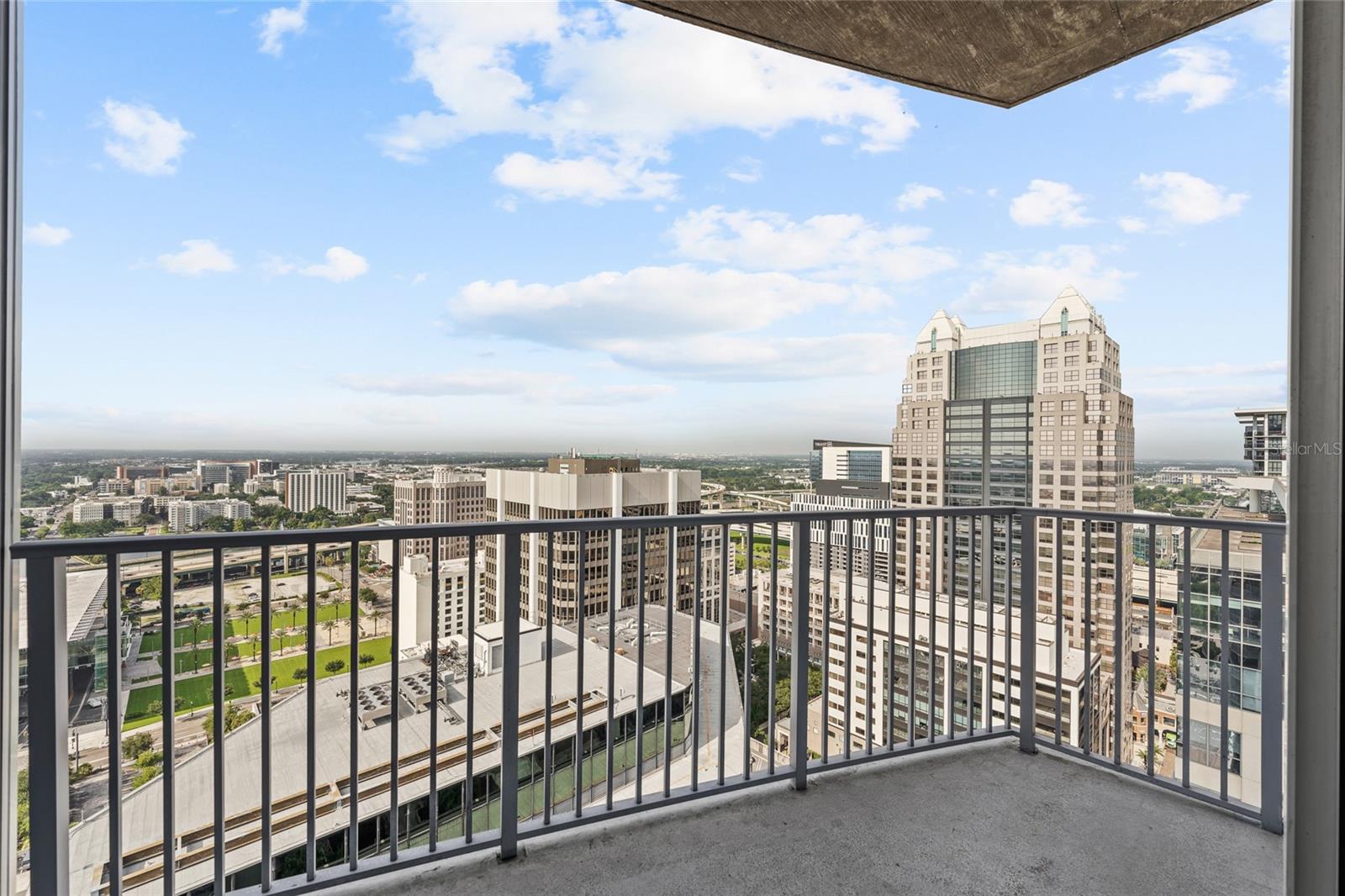 SOLAIRE/PLAZA CONDO - Residential Lease