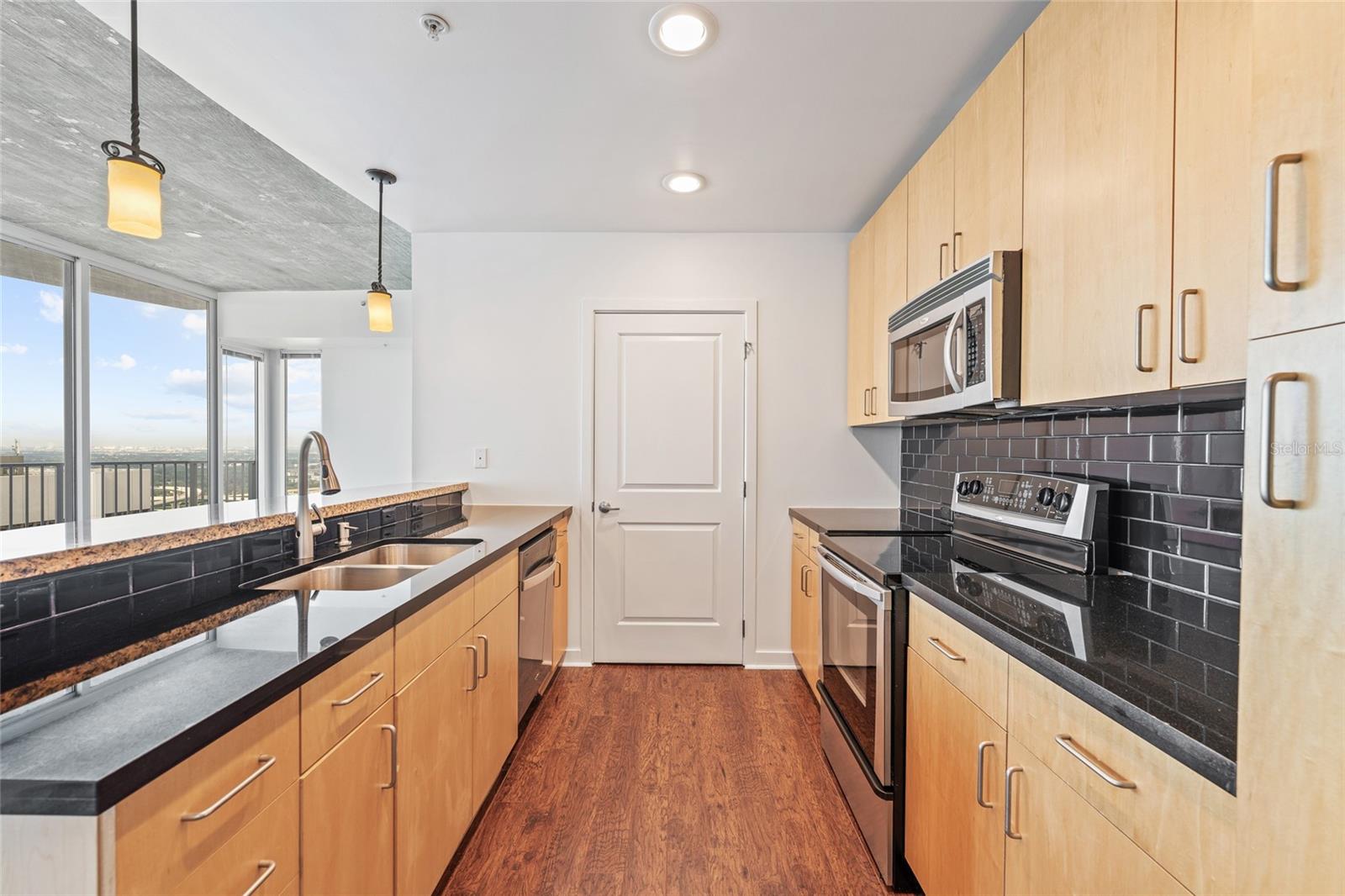 SOLAIRE/PLAZA CONDO - Residential Lease