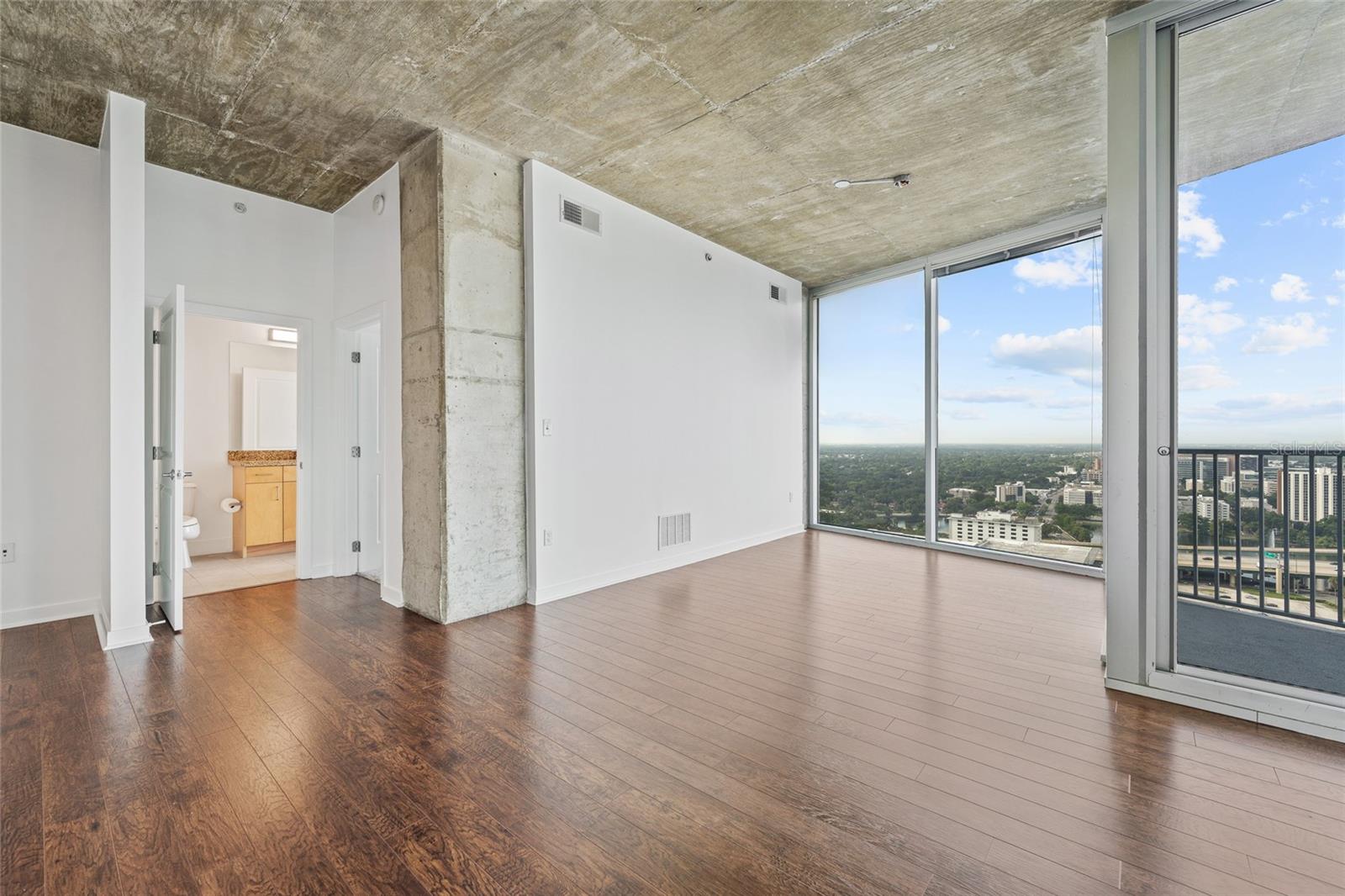 SOLAIRE/PLAZA CONDO - Residential Lease