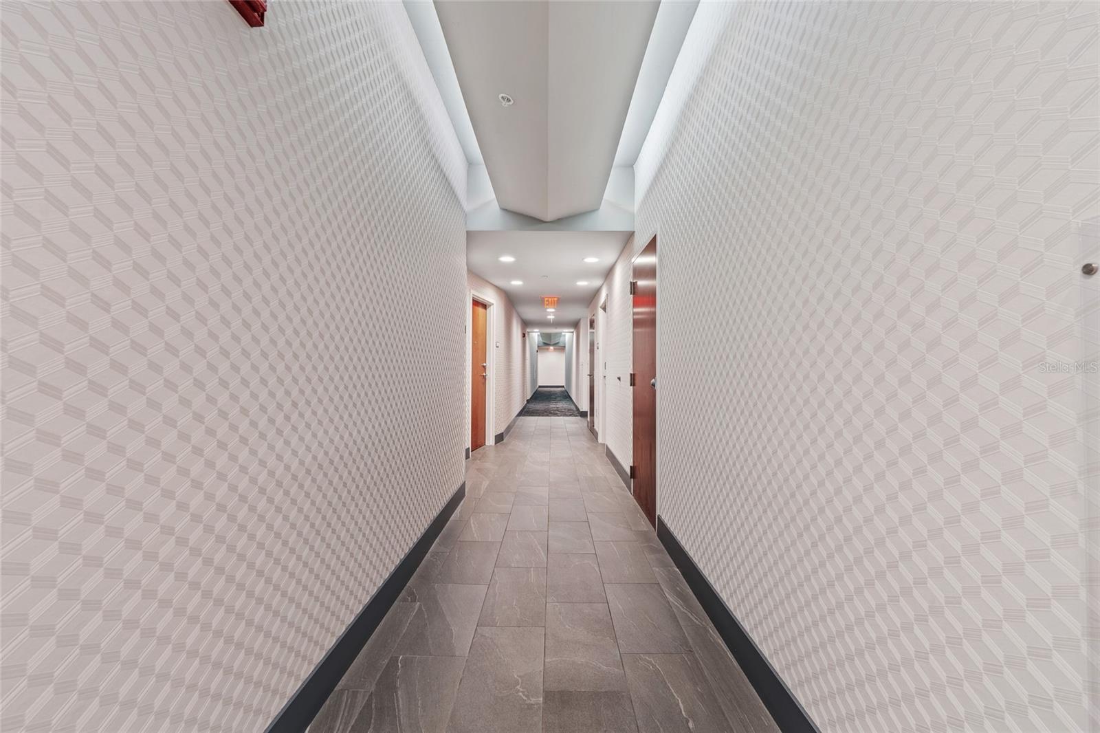 SOLAIRE/PLAZA CONDO - Residential Lease