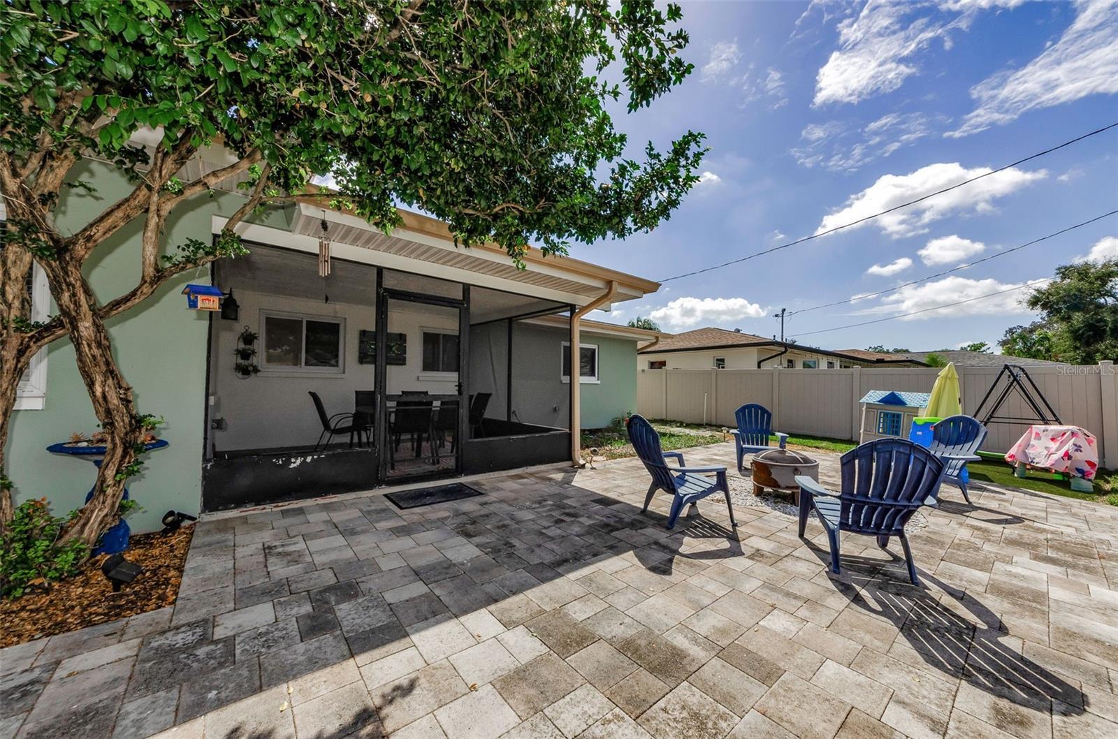WOODMONT PARK - Residential