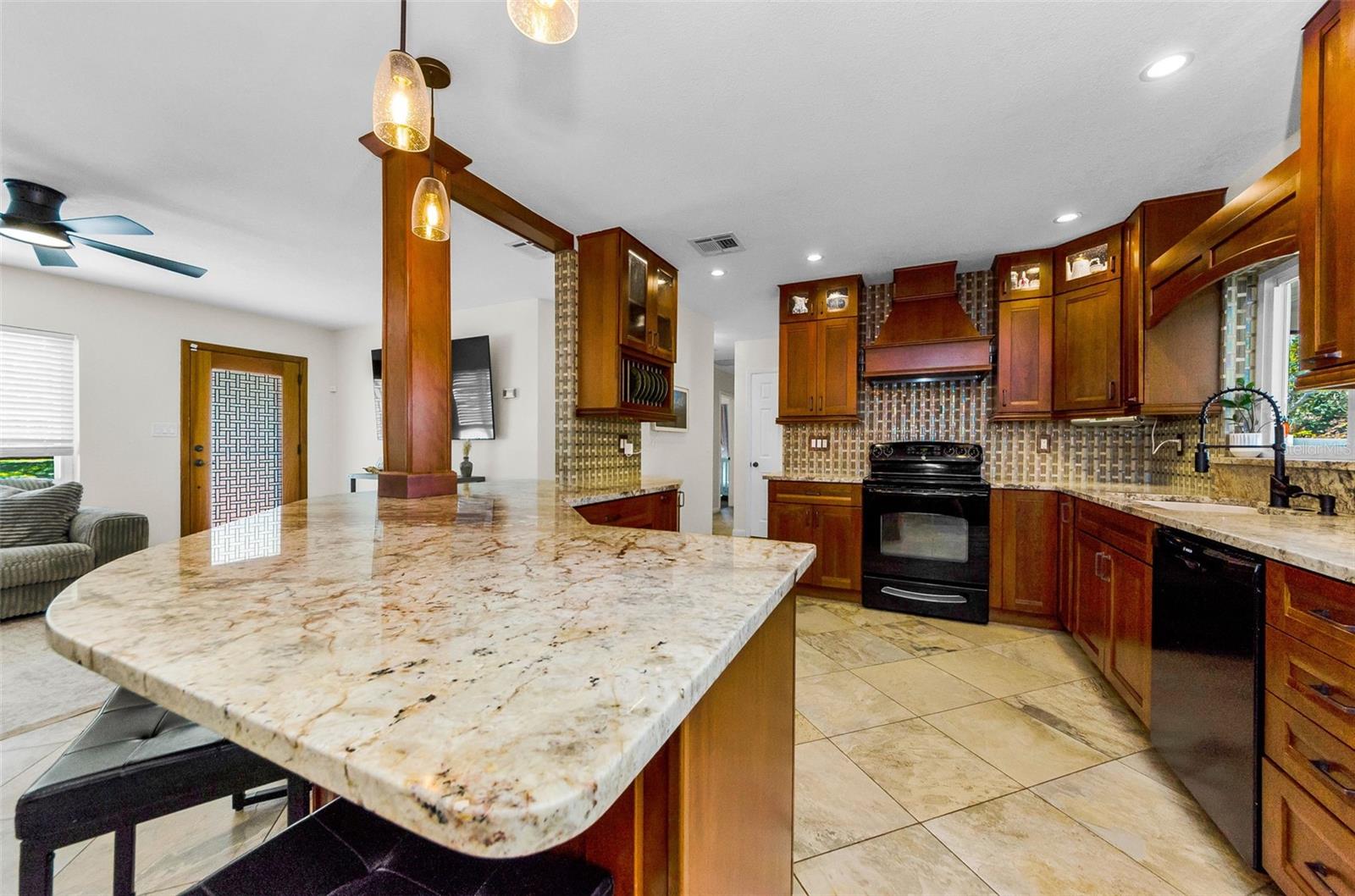 WOODMONT PARK - Residential