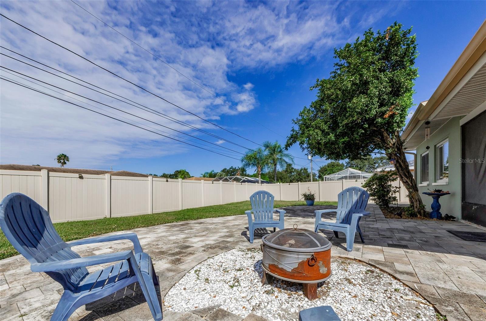 WOODMONT PARK - Residential