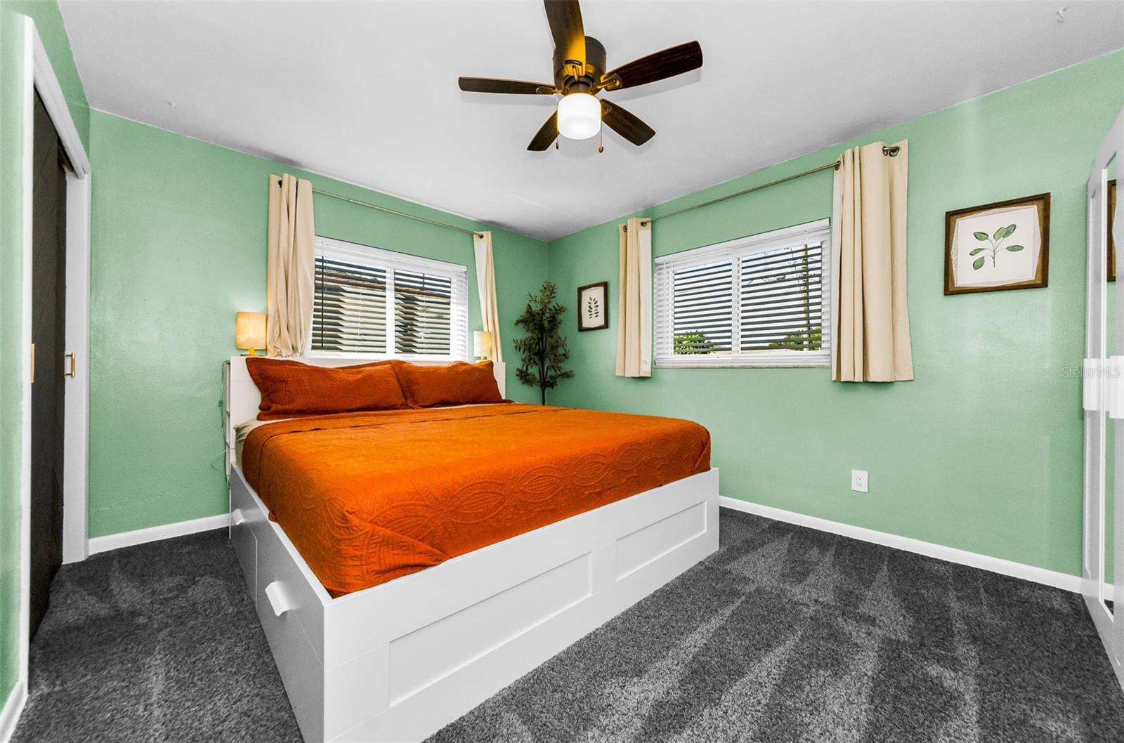 WOODMONT PARK - Residential