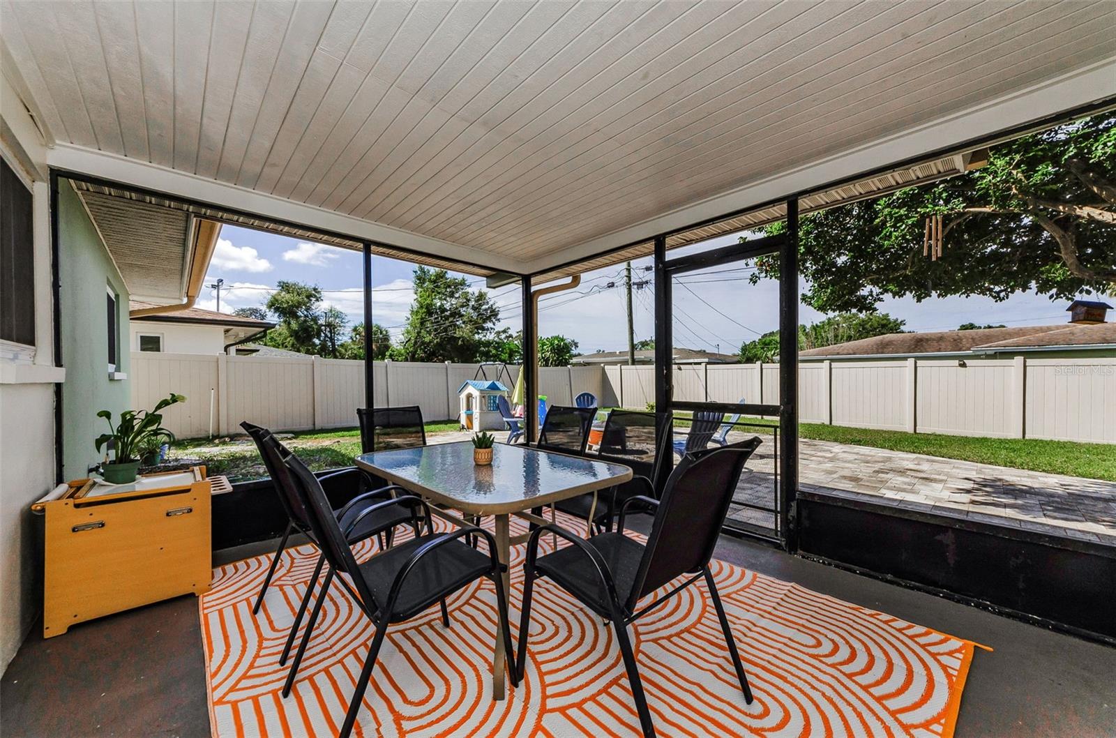 WOODMONT PARK - Residential
