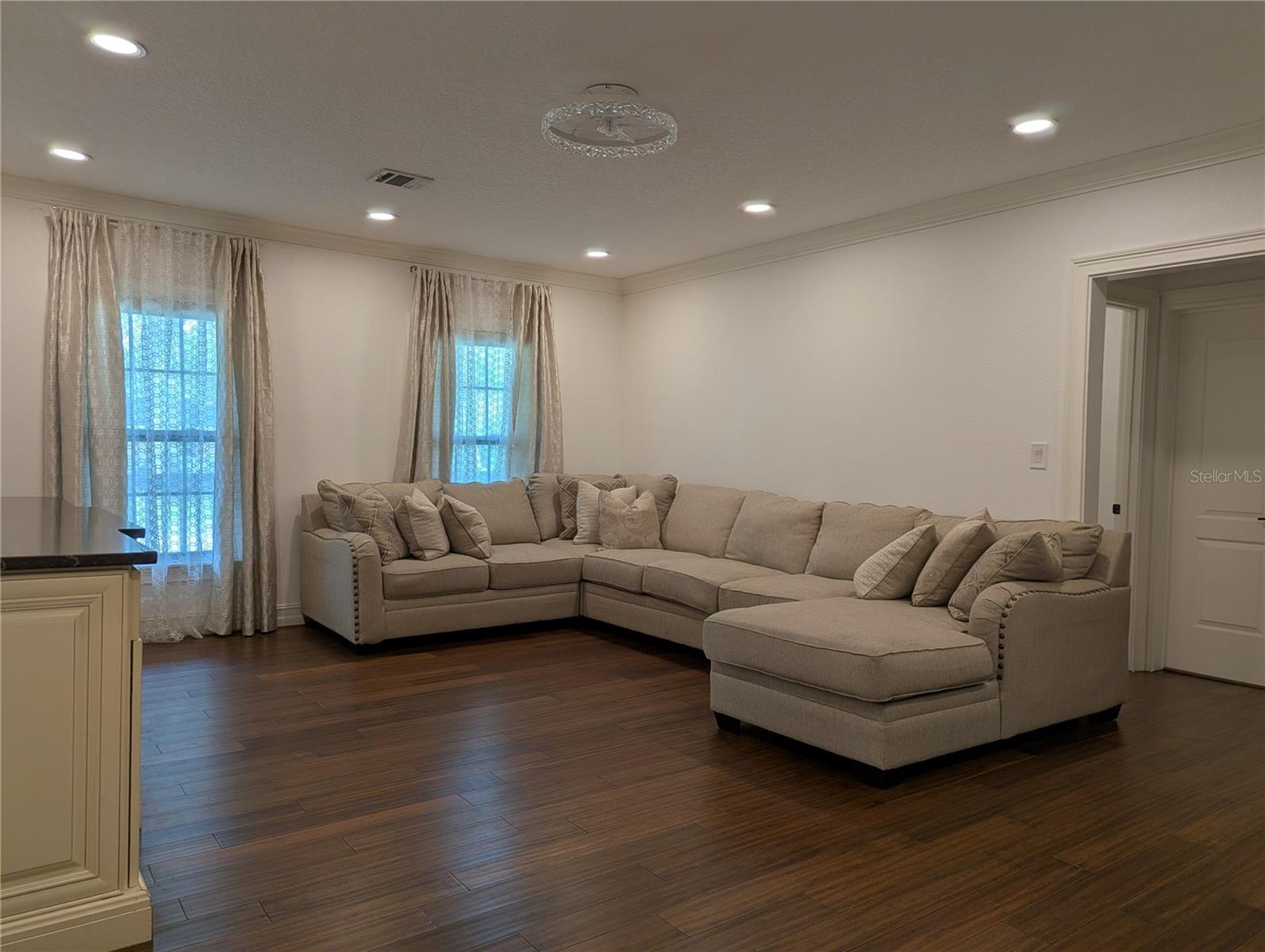 JAMAJO - Residential Lease