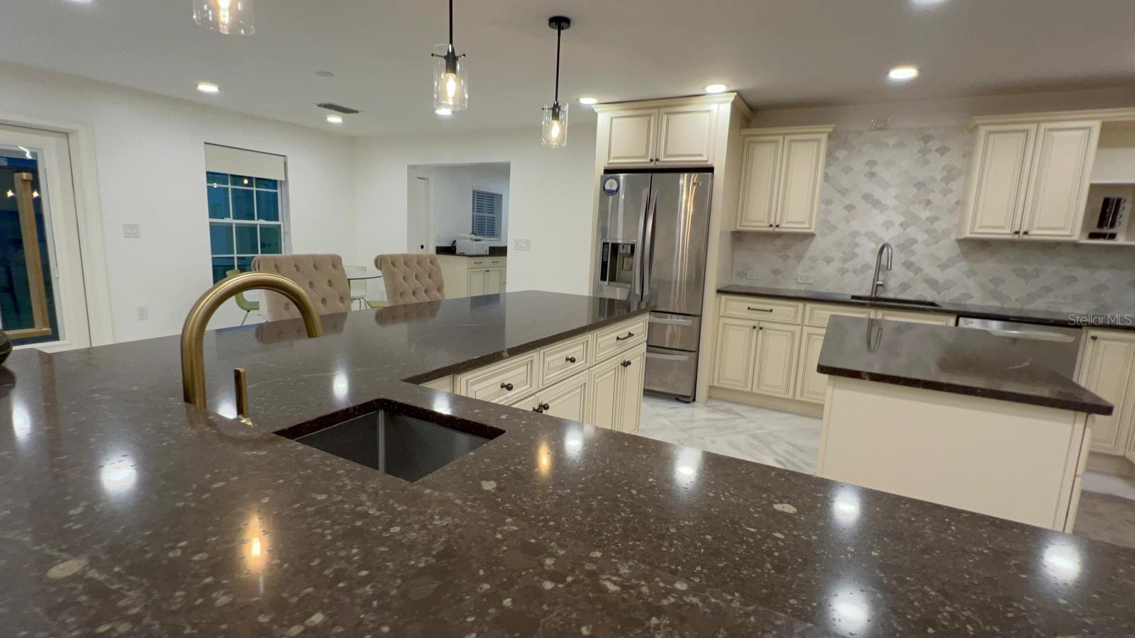 JAMAJO - Residential Lease