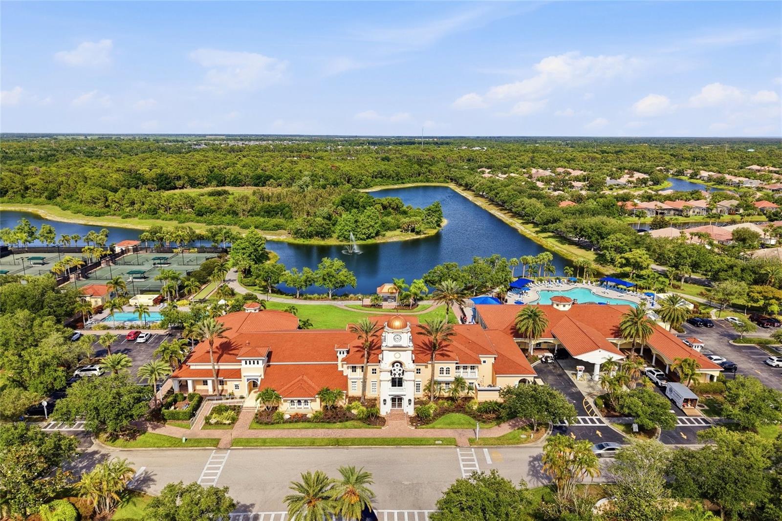 VILLAGEWALK - Residential