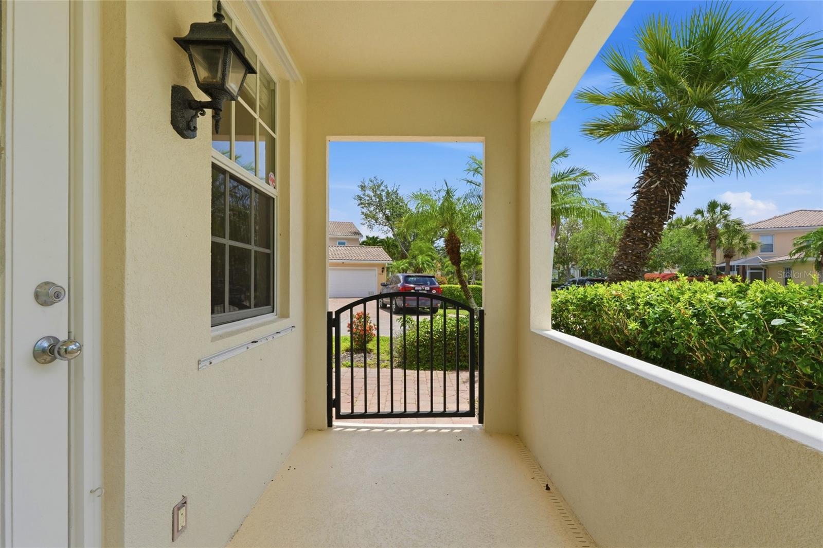 VILLAGEWALK - Residential