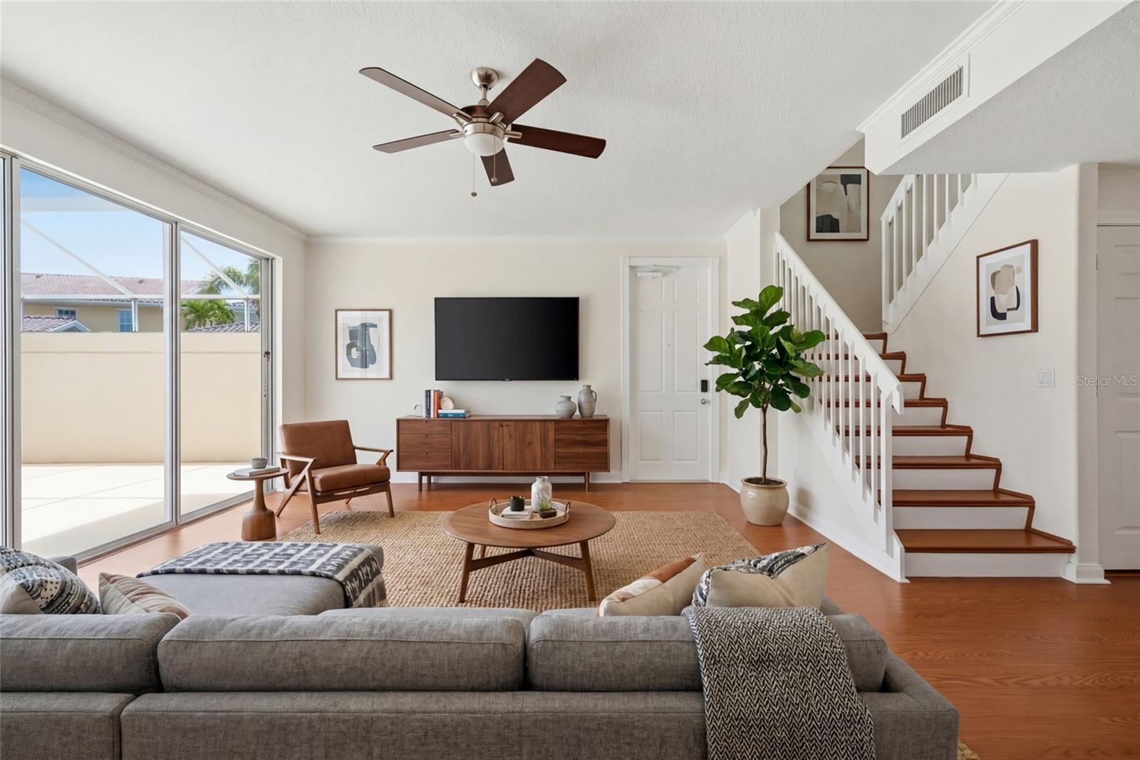 VILLAGEWALK - Residential