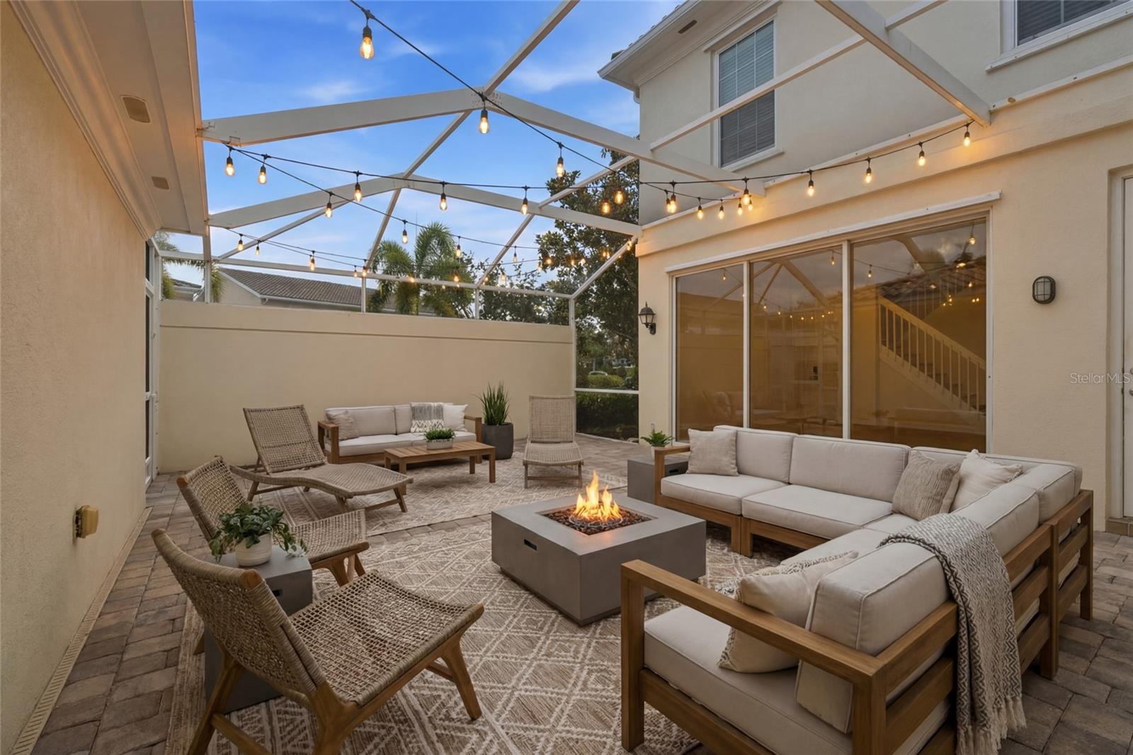 VILLAGEWALK - Residential
