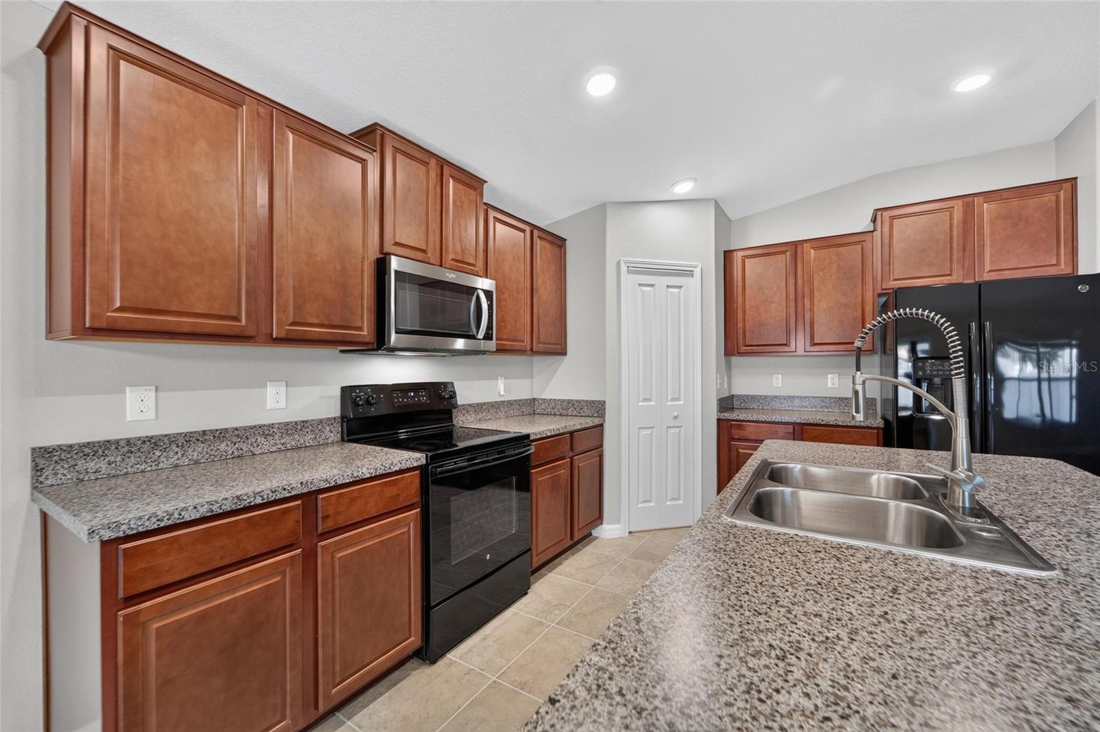 FERN HILL PH 1B - Residential